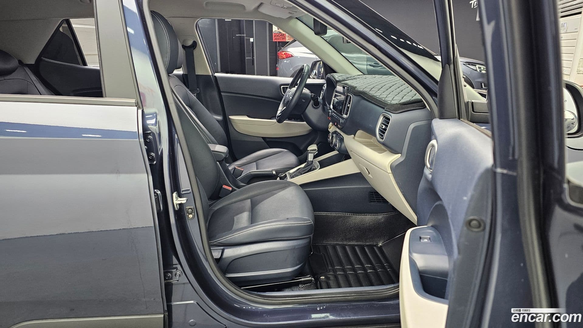 Main__Slider__Photo:Venue Hyundai 2021.8-10