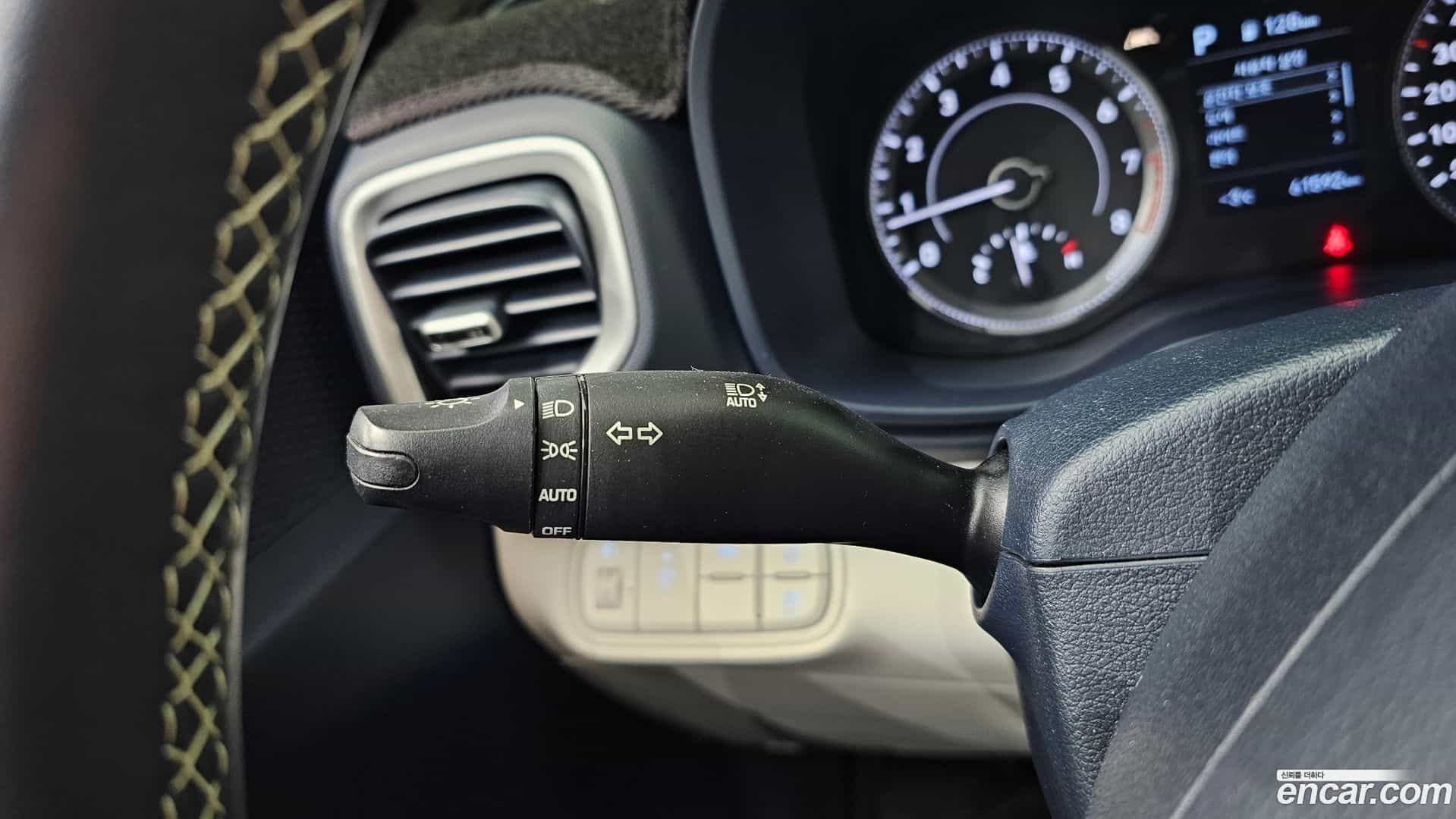 Venue Hyundai 2021.8-OPTION-021