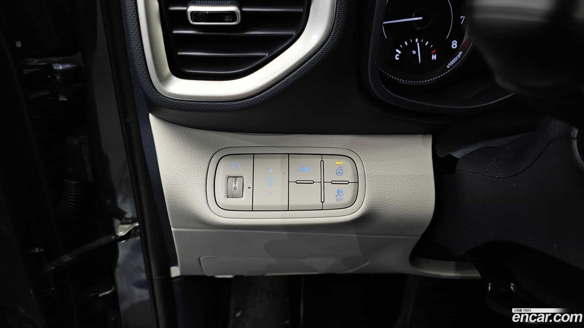 Venue Hyundai 2021.8-OPTION-022