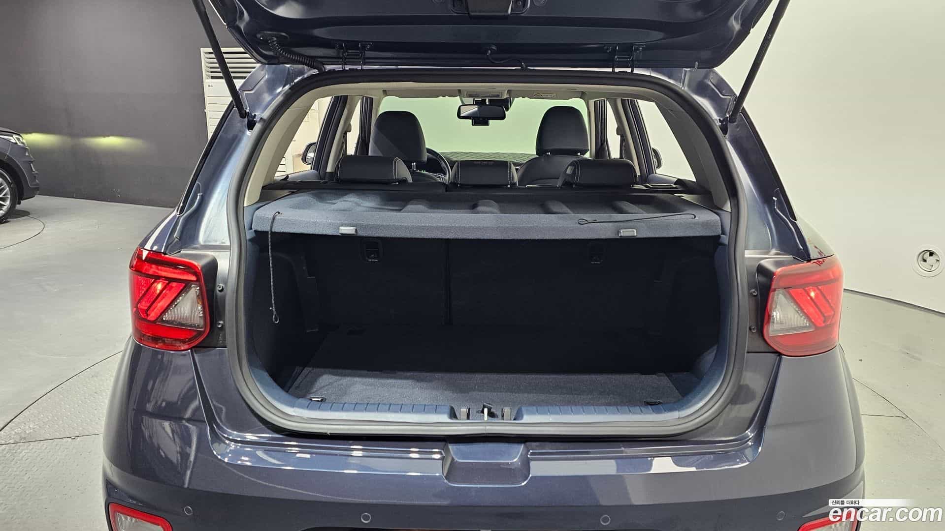 Venue Hyundai 2021.8-OPTION-024