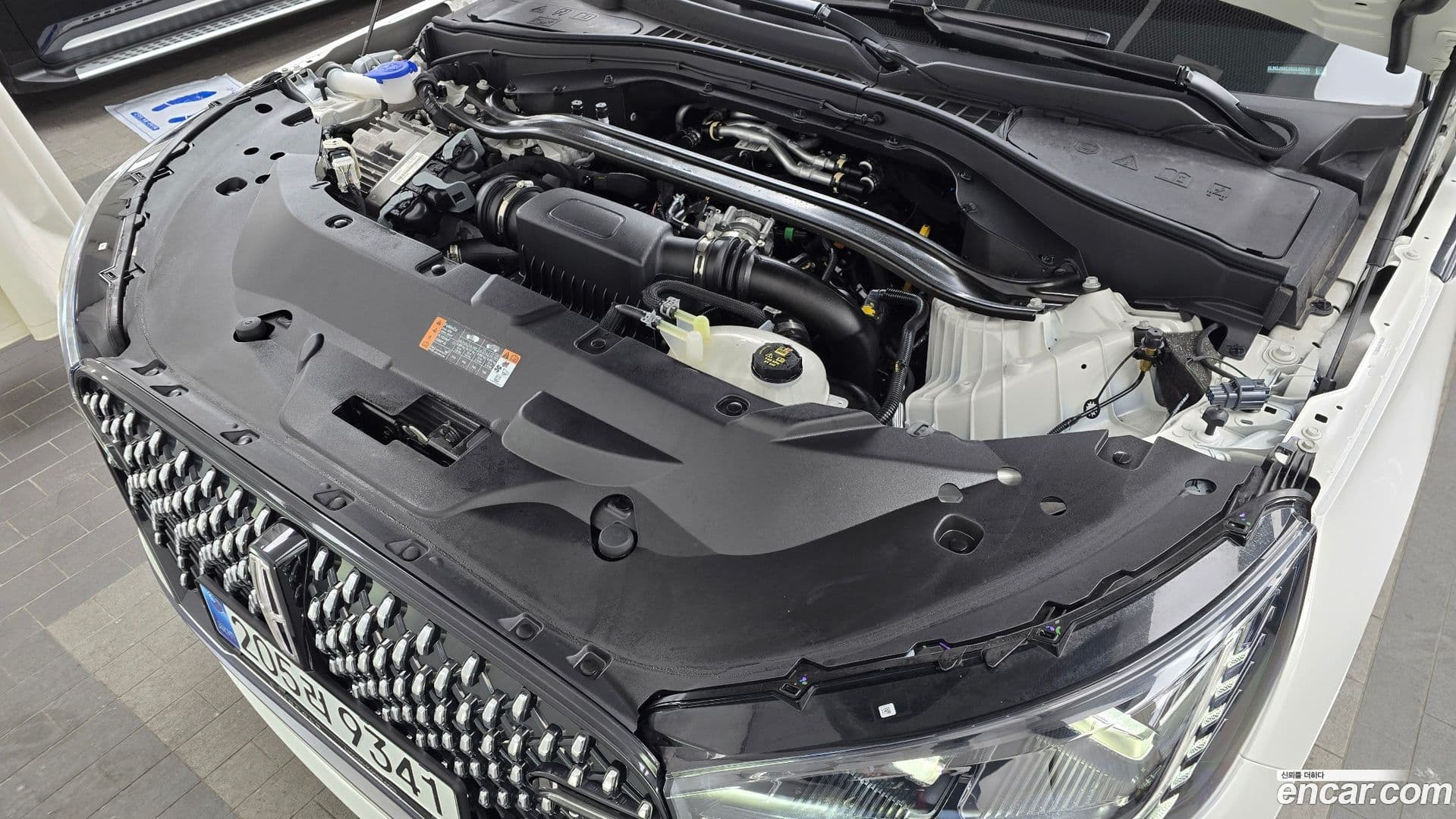 Main__Slider__Photo:Aviator Lincoln 2024.9-5