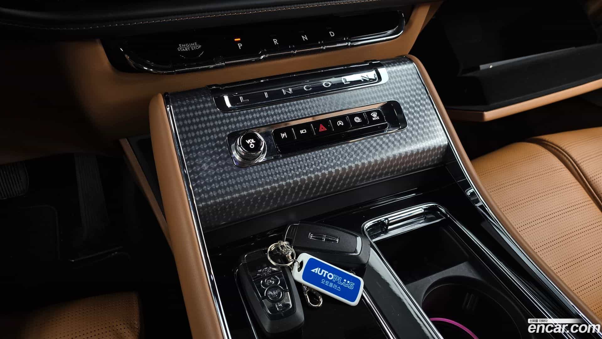 Aviator Lincoln 2024.9-INNER-009