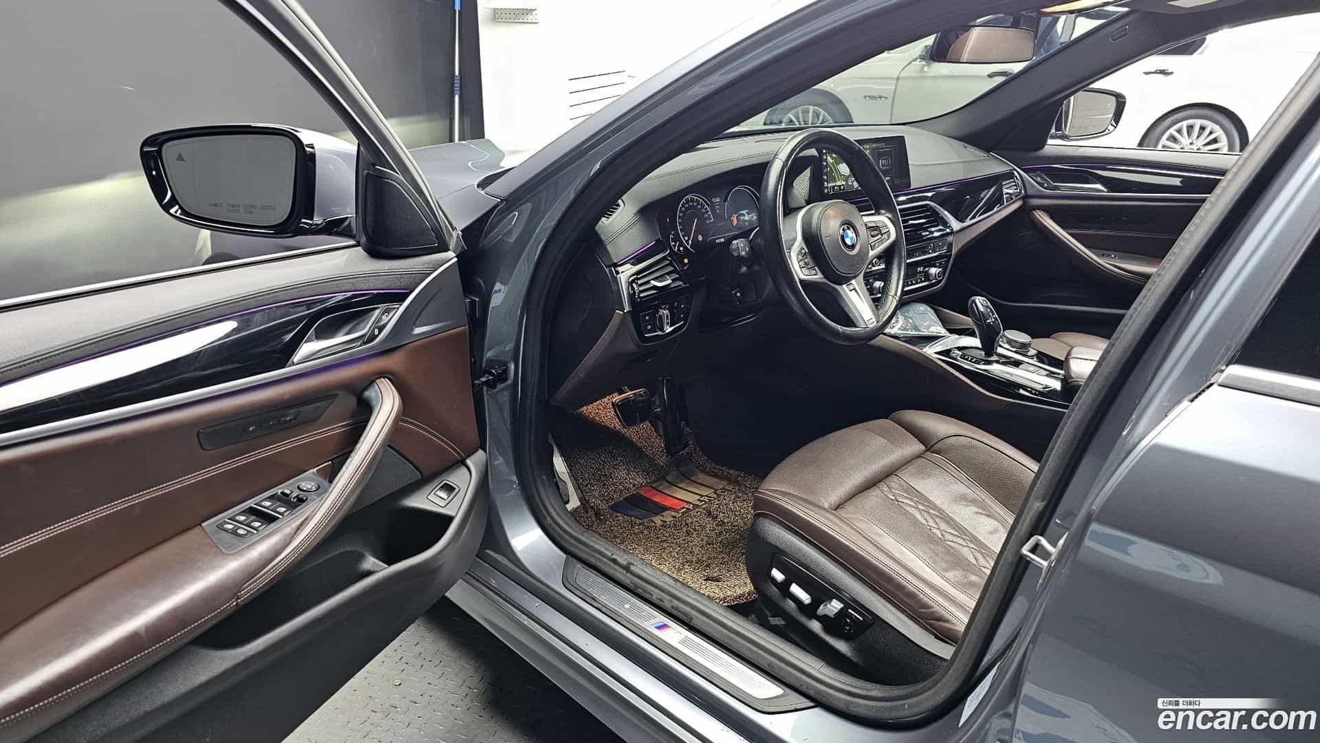 5-Series BMW 2018.8-INNER-010