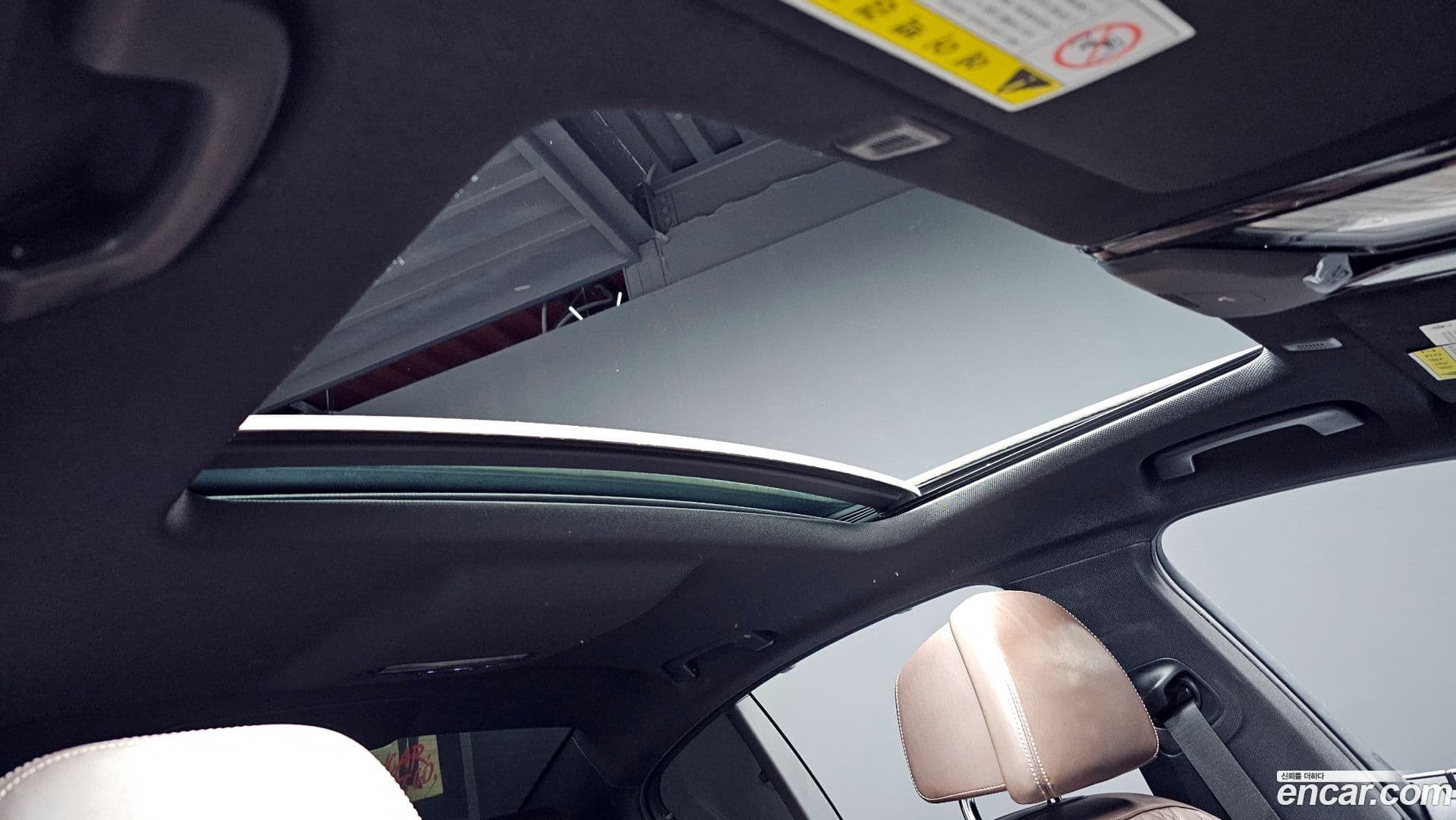 Main__Slider__Photo:5-Series BMW 2018.8-17