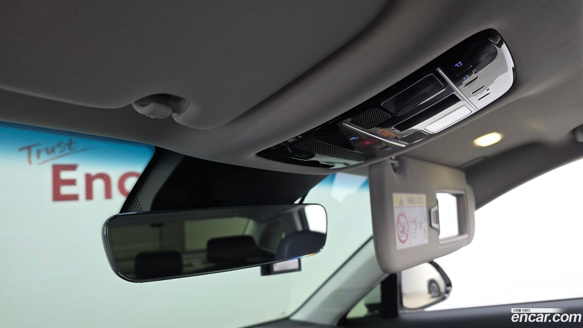 Main__Slider__Photo:Grandeur Hyundai 2023.0-17