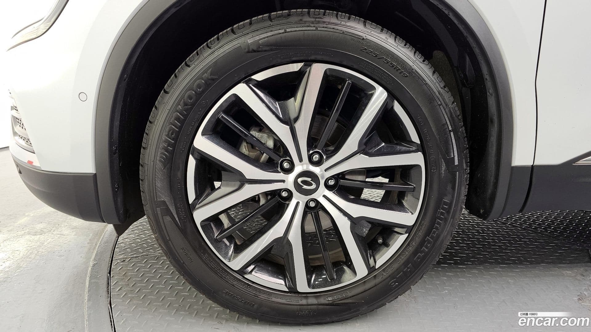 Main__Slider__Photo:QM6 Renault-KoreaSamsung 2021.9-4