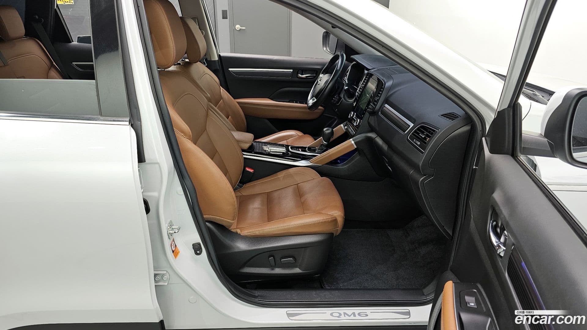 Main__Slider__Photo:QM6 Renault-KoreaSamsung 2021.9-11