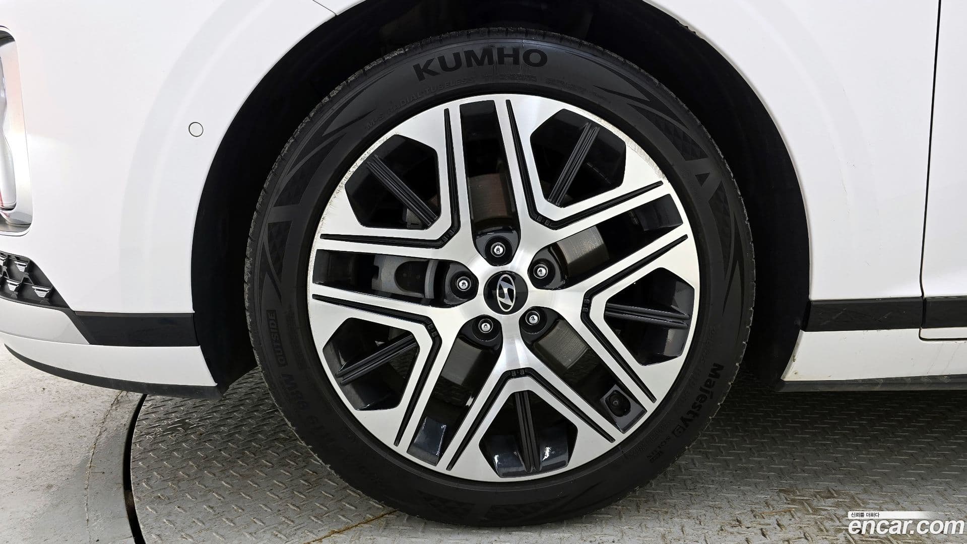 Main__Slider__Photo:Grandeur Hyundai 2023.0-4