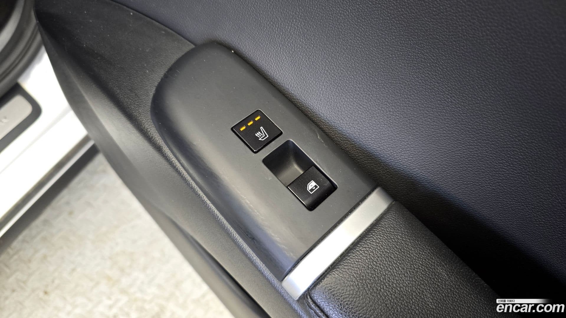 Main__Slider__Photo:Grandeur Hyundai 2023.0-18