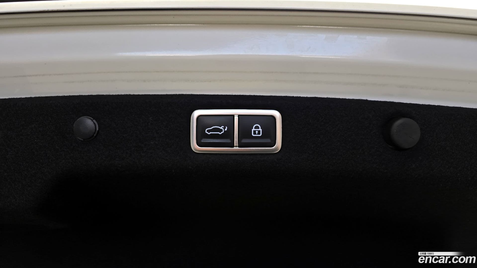 Main__Slider__Photo:Grandeur Hyundai 2023.0-19