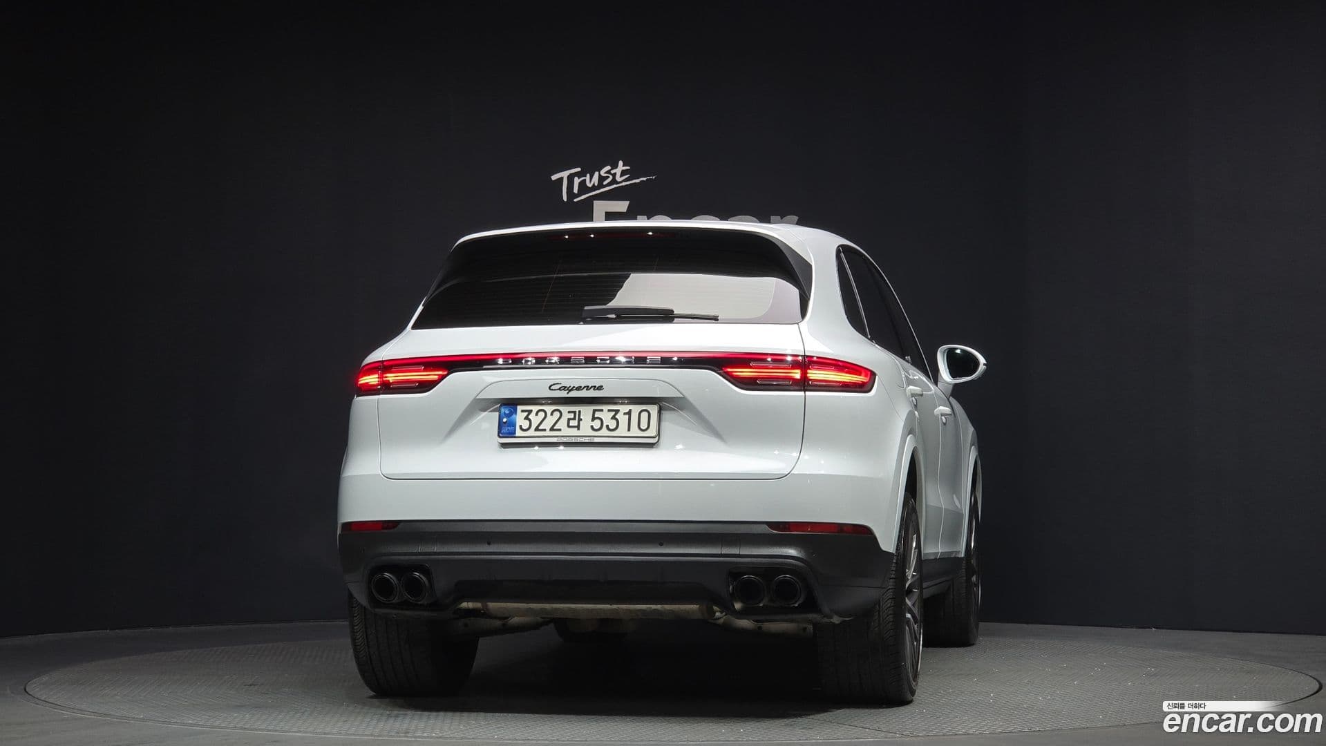 Main__Slider__Photo:Cayenne Porsche 2022.5-2