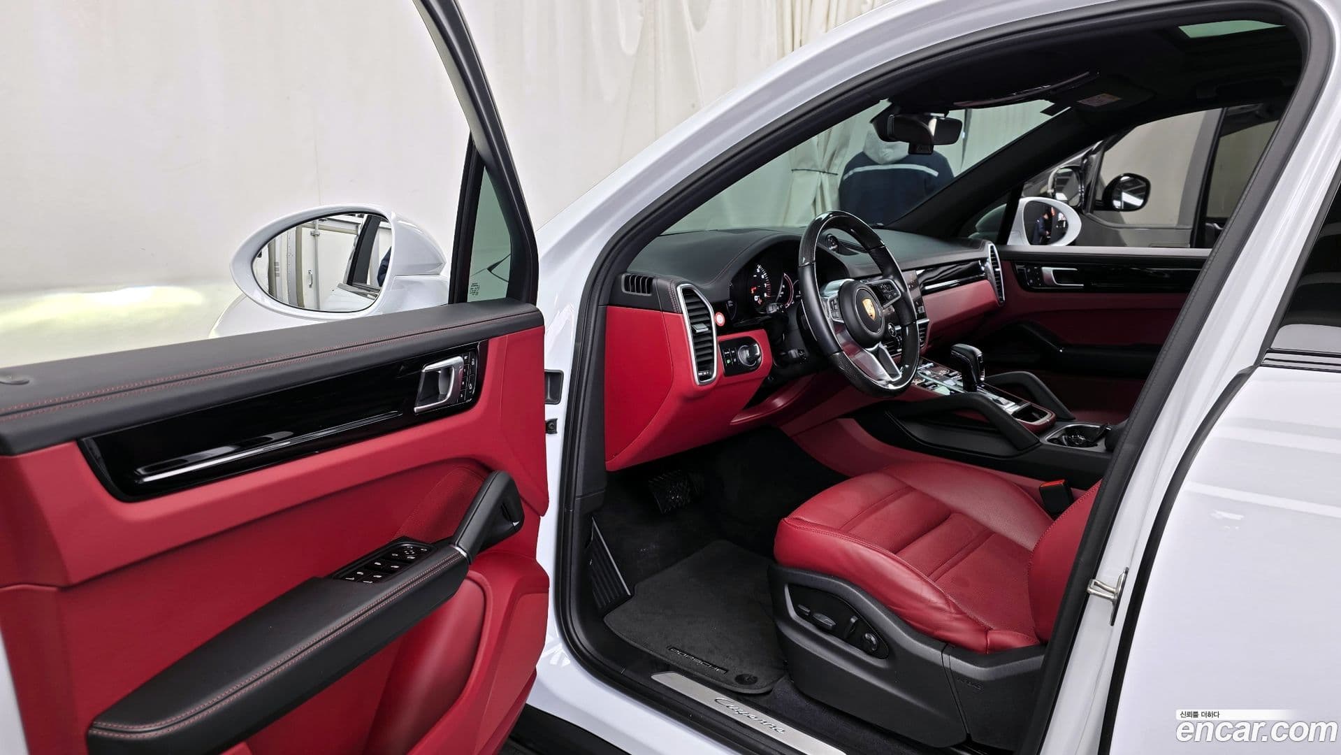 Main__Slider__Photo:Cayenne Porsche 2022.5-9