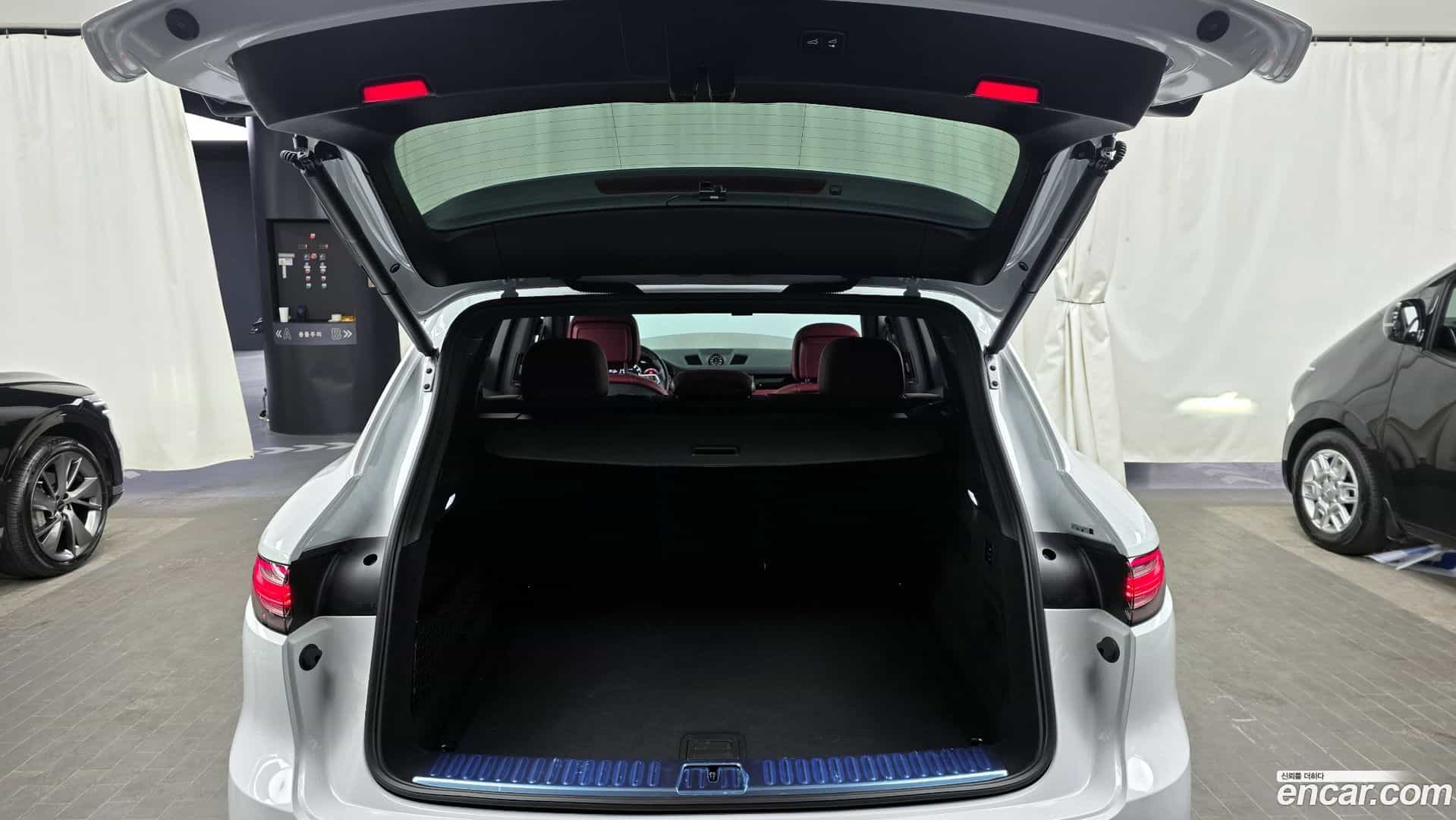 Cayenne Porsche 2022.5-OPTION-024