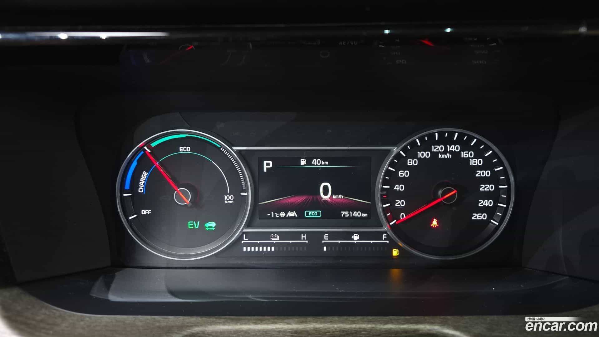 Sorento Kia 2022.1-INNER-008