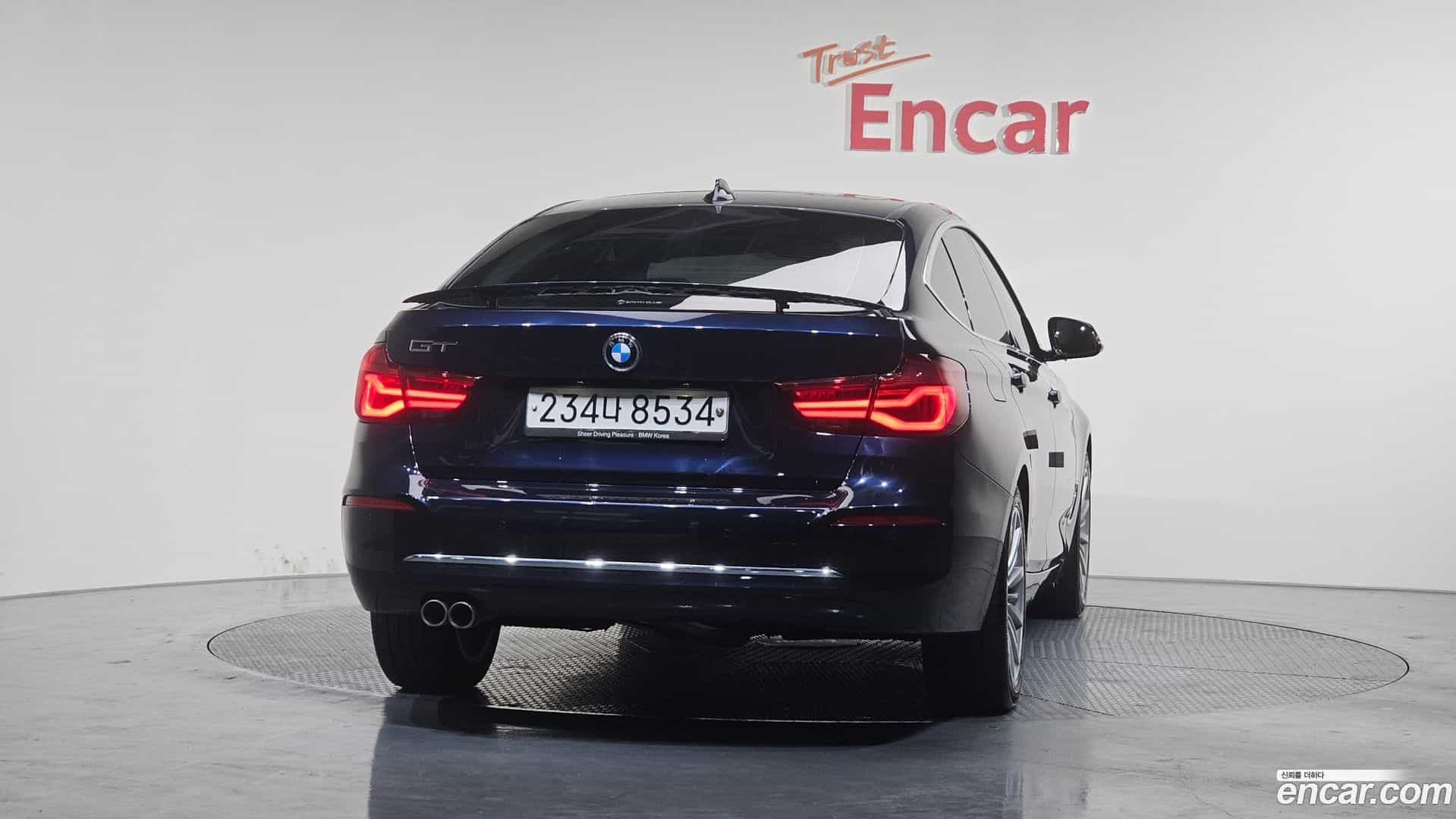 Gran Turismo BMW 2019.10-OUTER-004