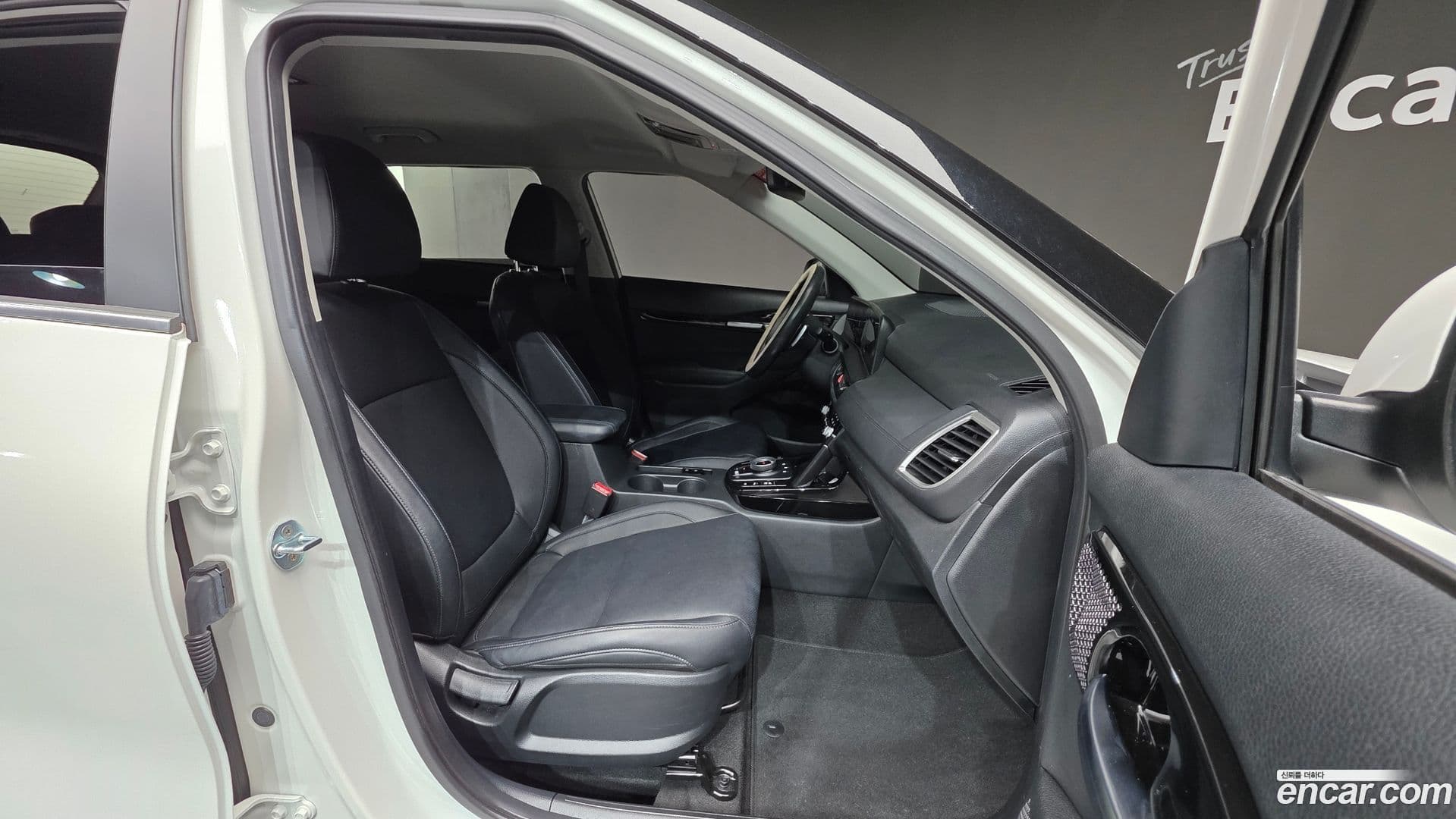 Main__Slider__Photo:Seltos Kia 2022.7-9