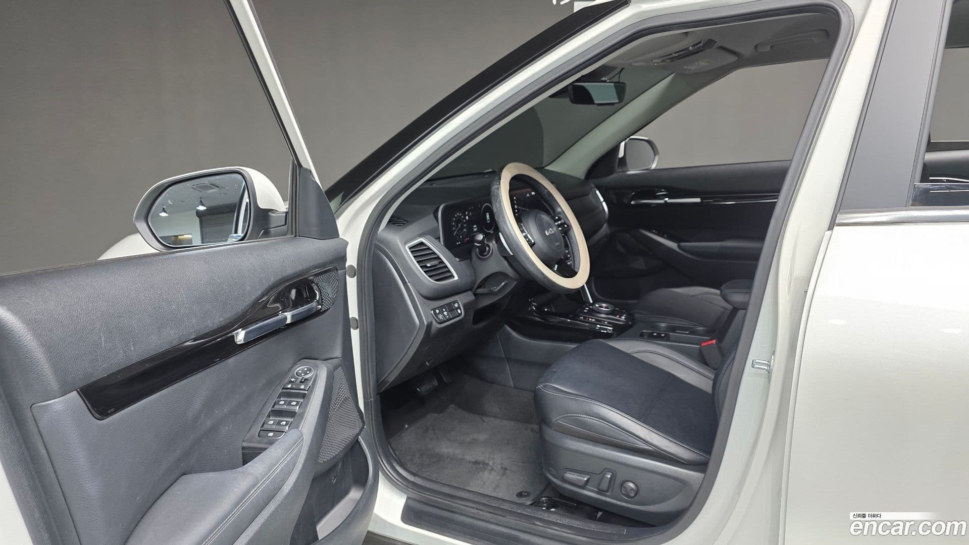 Main__Slider__Photo:Seltos Kia 2022.7-10