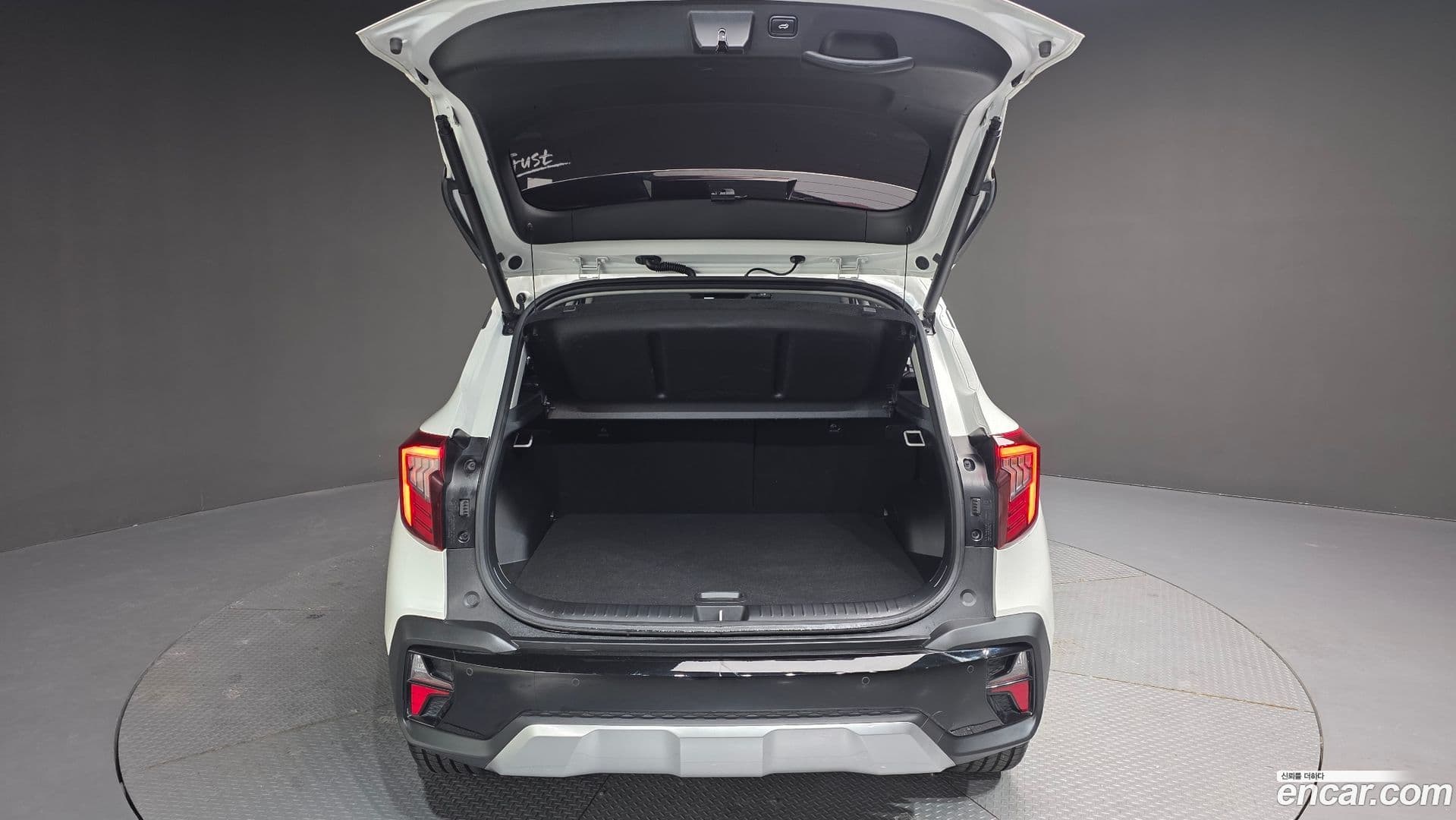 Main__Slider__Photo:Seltos Kia 2022.7-19