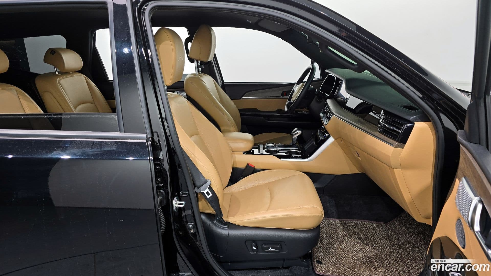 Main__Slider__Photo:Mohave Kia 2020.8-10