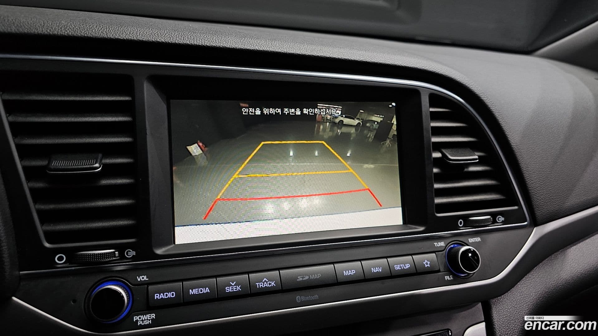 Main__Slider__Photo:AVANTE Hyundai 2017.10-18