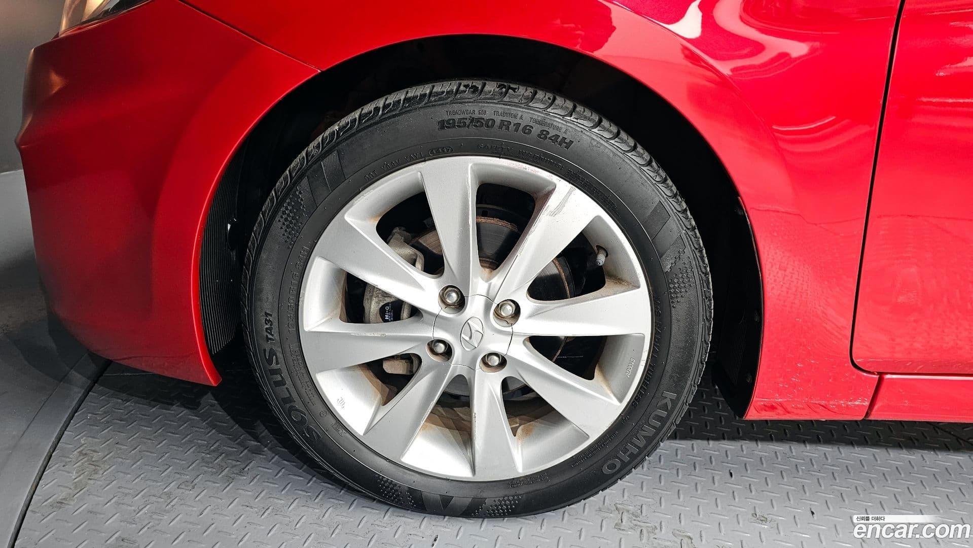 Main__Slider__Photo:Accent Hyundai 2011.3-4