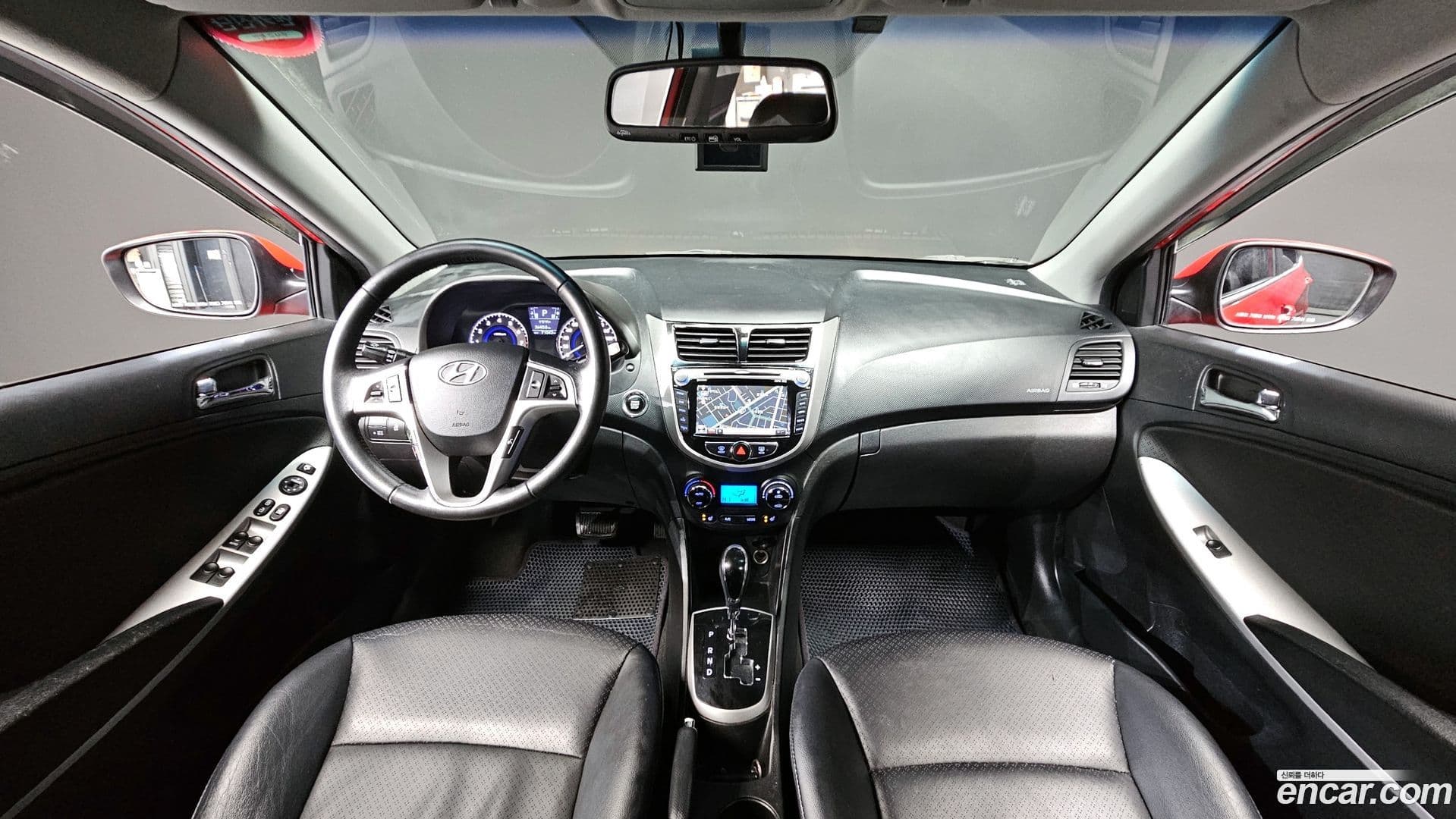 Main__Slider__Photo:Accent Hyundai 2011.3-6