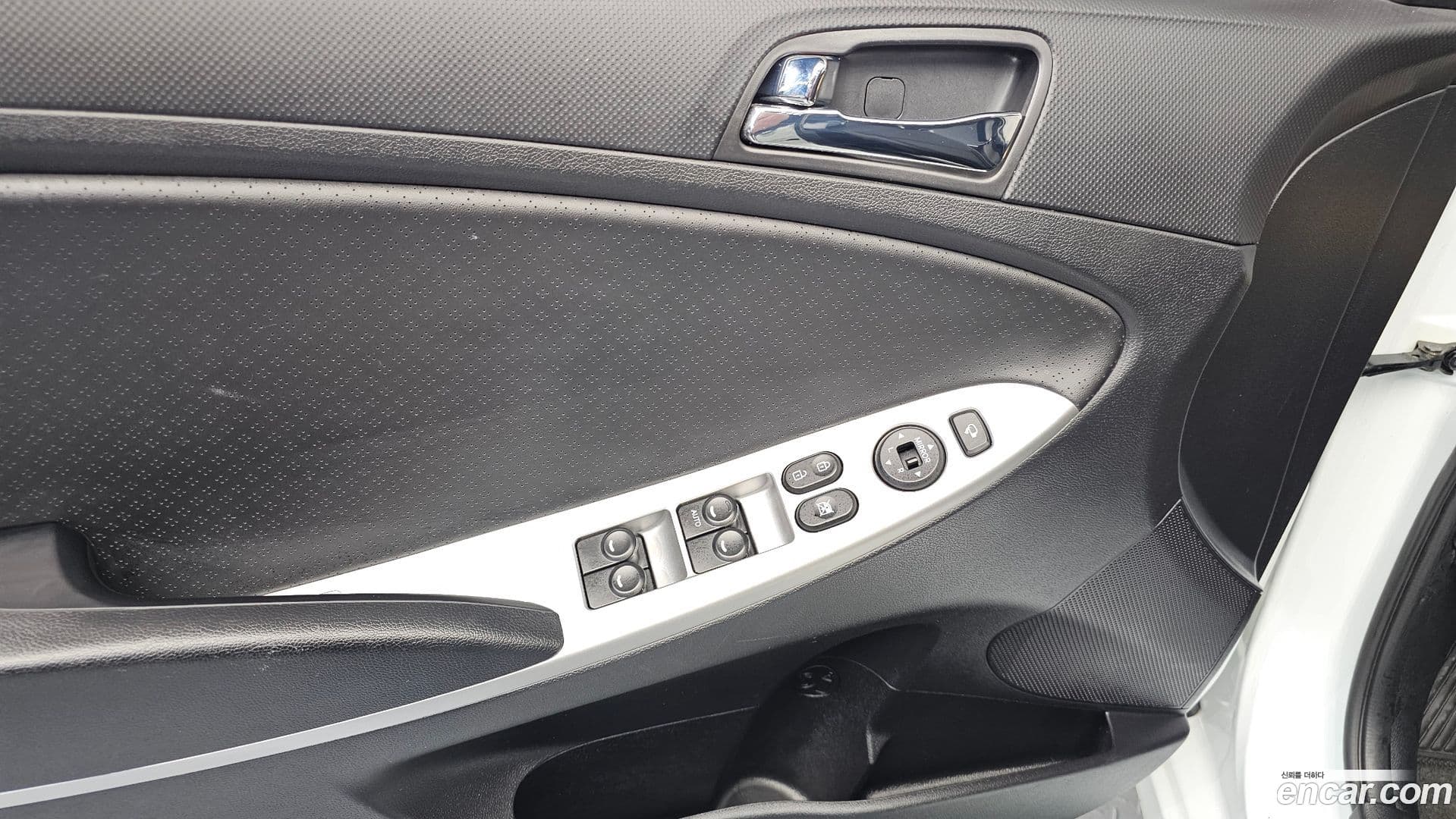 Main__Slider__Photo:Accent Hyundai 2014.3-17