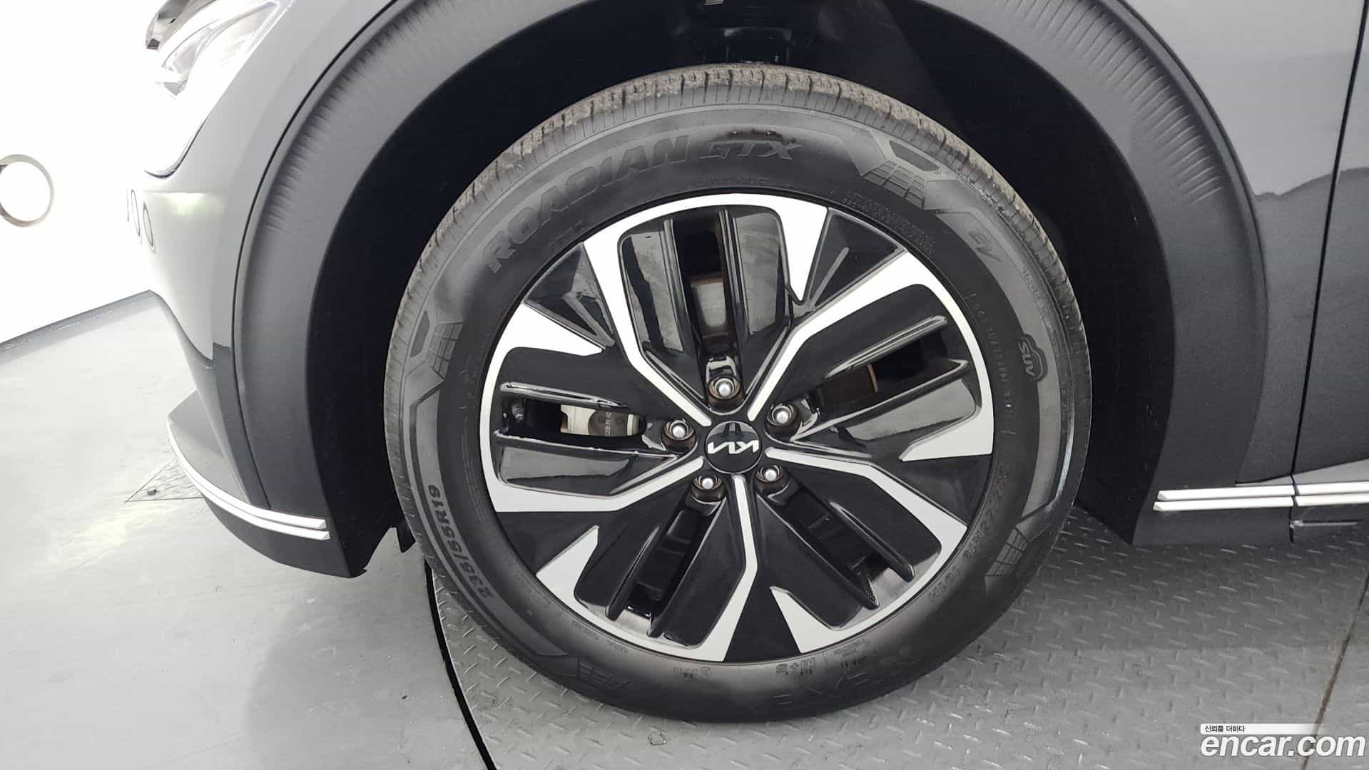 EV6 Kia 2023.4-OUTER-005