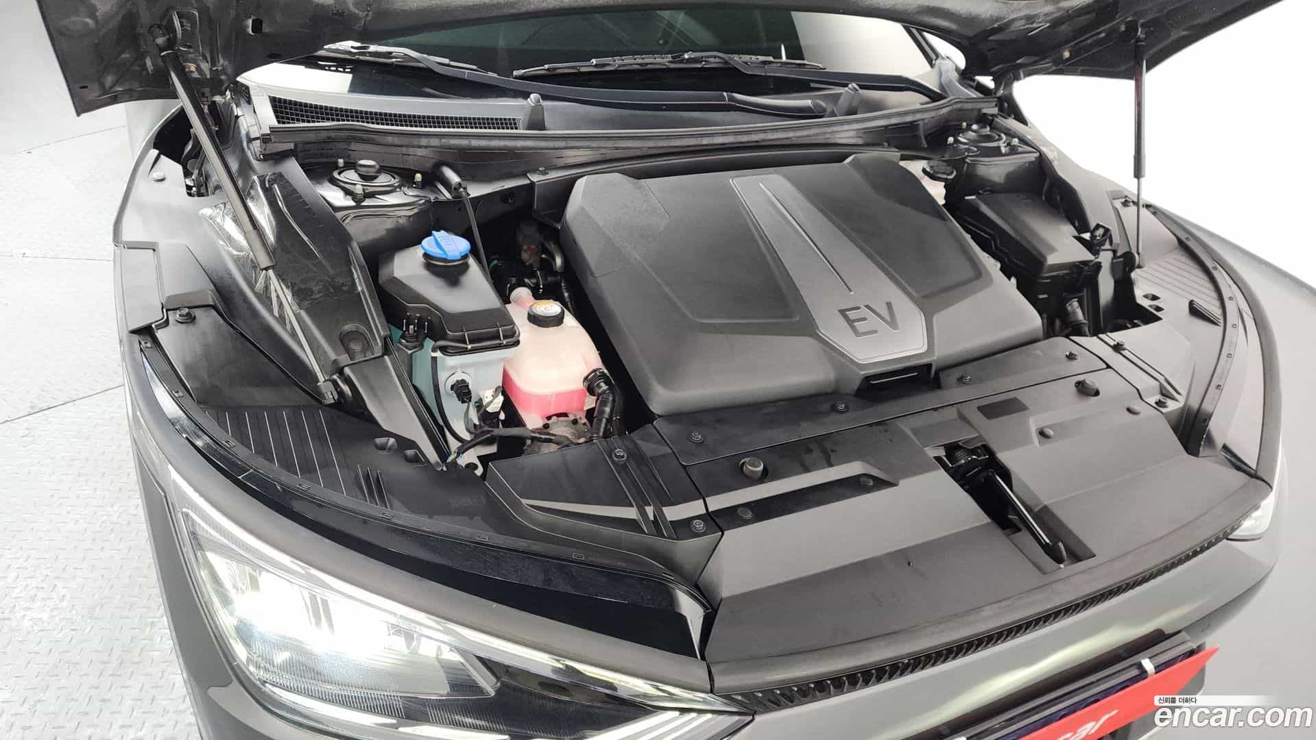 EV6 Kia 2023.4-INNER-006