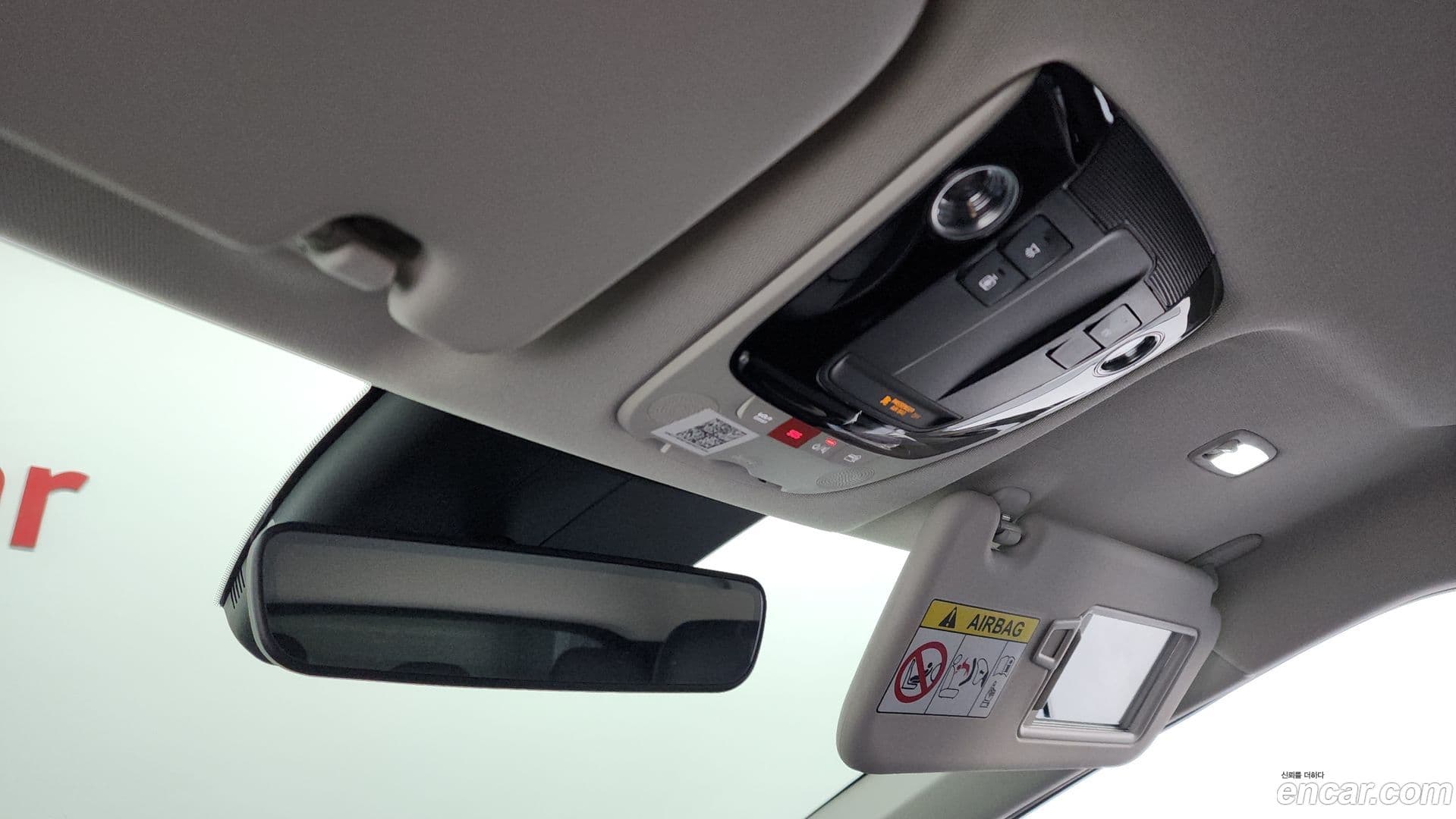 Main__Slider__Photo:EV6 Kia 2023.4-17