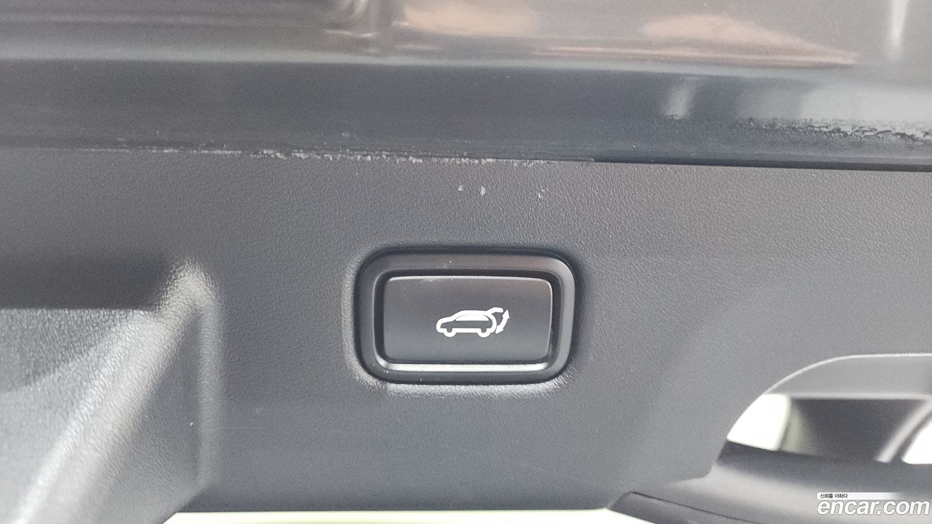 Main__Slider__Photo:EV6 Kia 2023.4-18