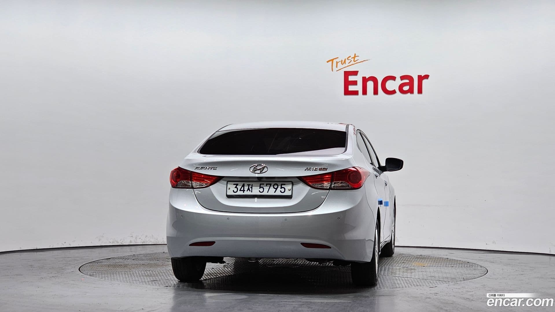 Main__Slider__Photo:AVANTE Hyundai 2011.11-3