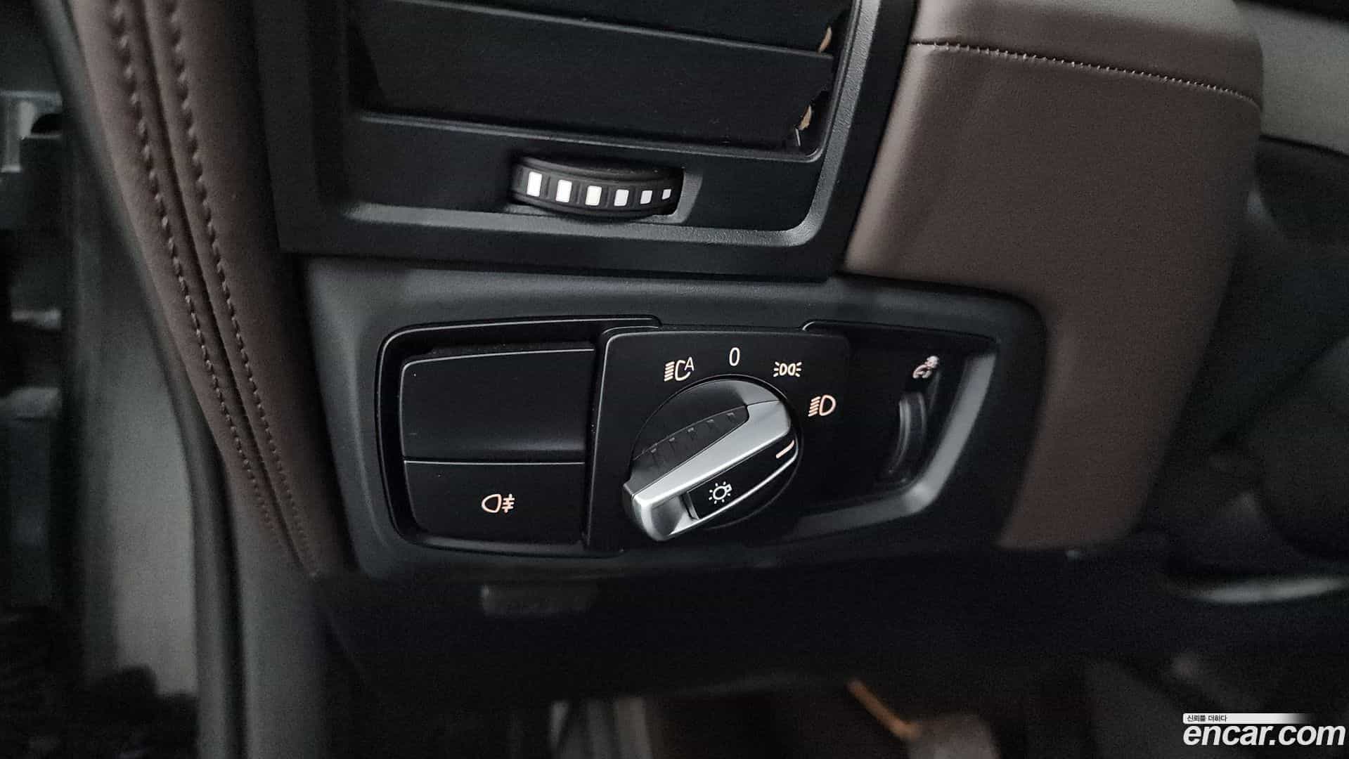 i3 BMW 2019.8-OPTION-018