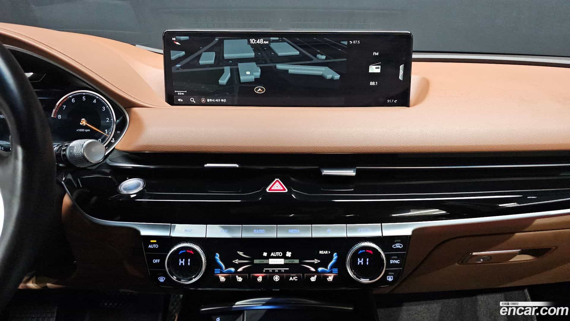 G80 Genesis 2021.2-OPTION-016