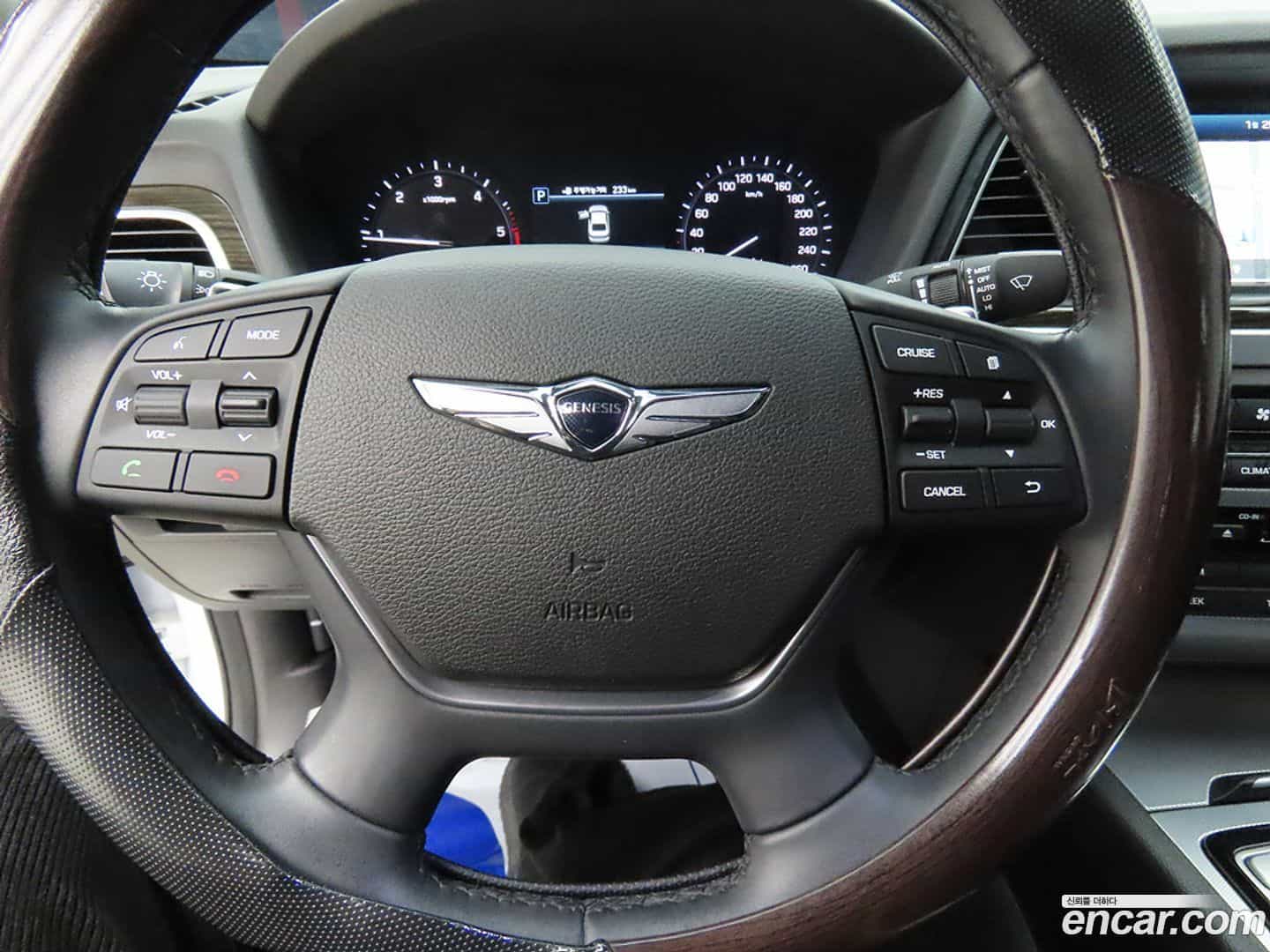 G80 Genesis 2018.7-INNER-007