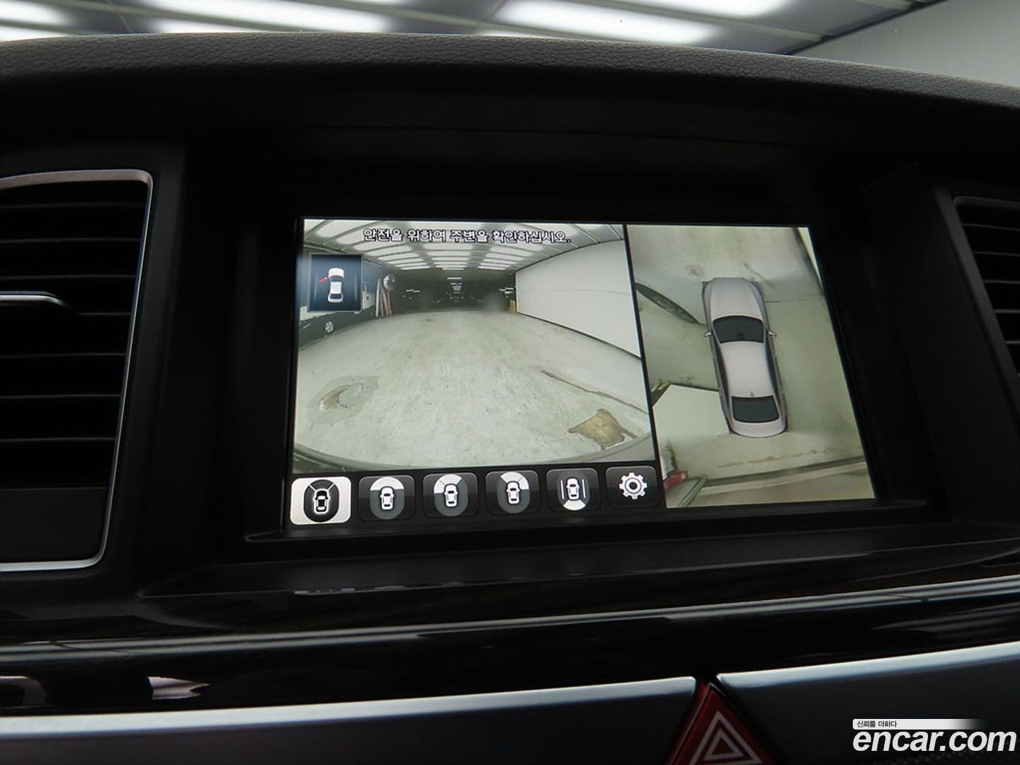 Main__Slider__Photo:G80 Genesis 2018.7-10