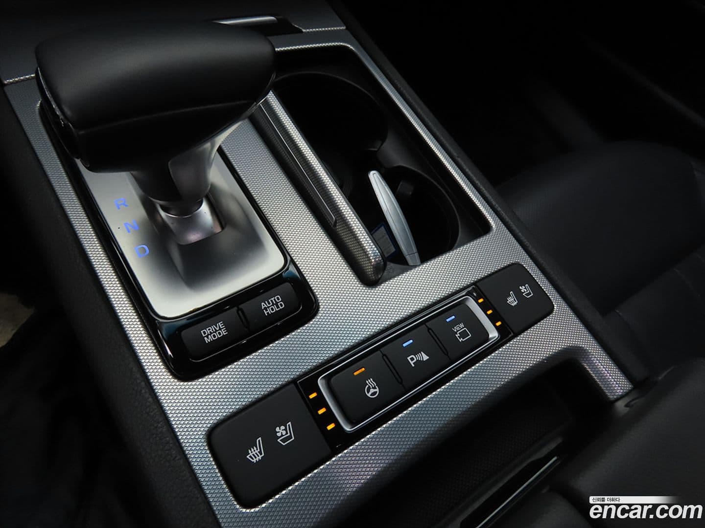 Main__Slider__Photo:G80 Genesis 2018.7-13