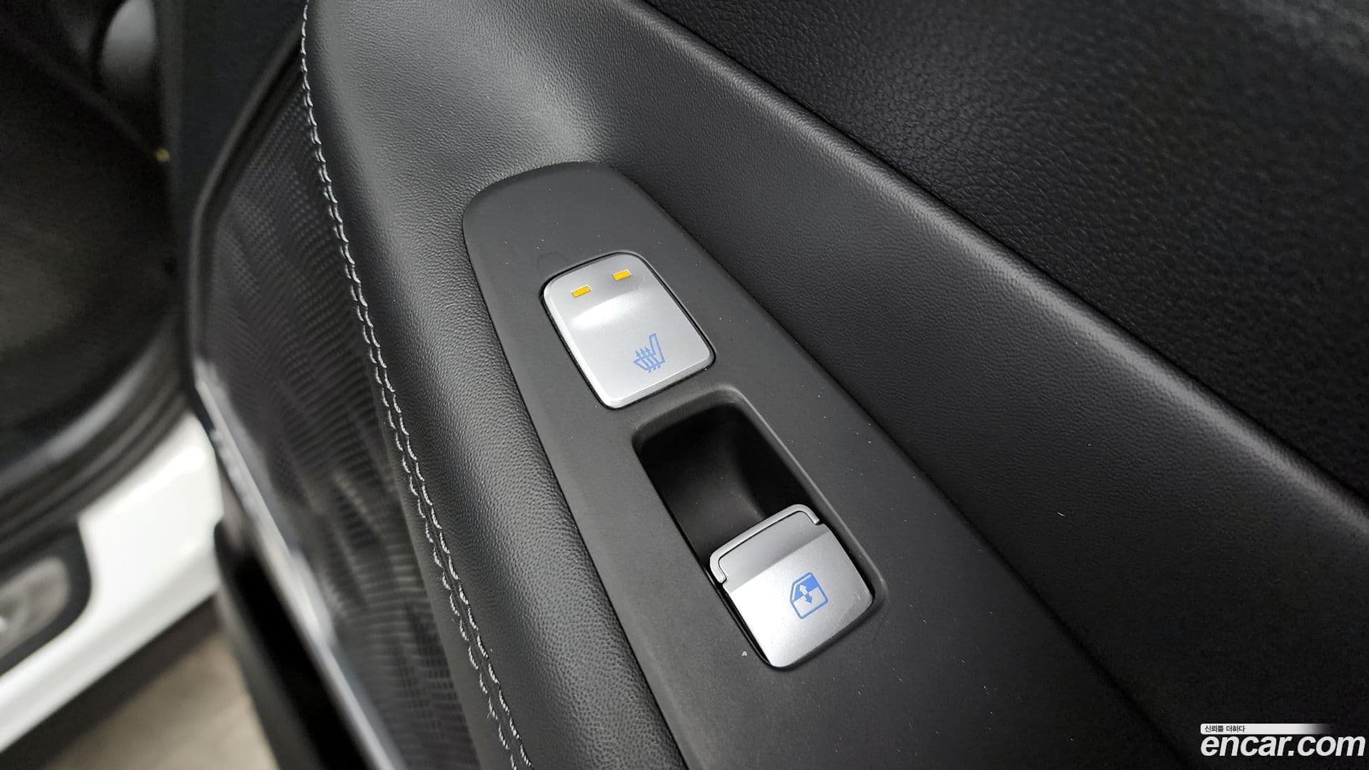 Main__Slider__Photo:Santafe Hyundai 2022.0-18