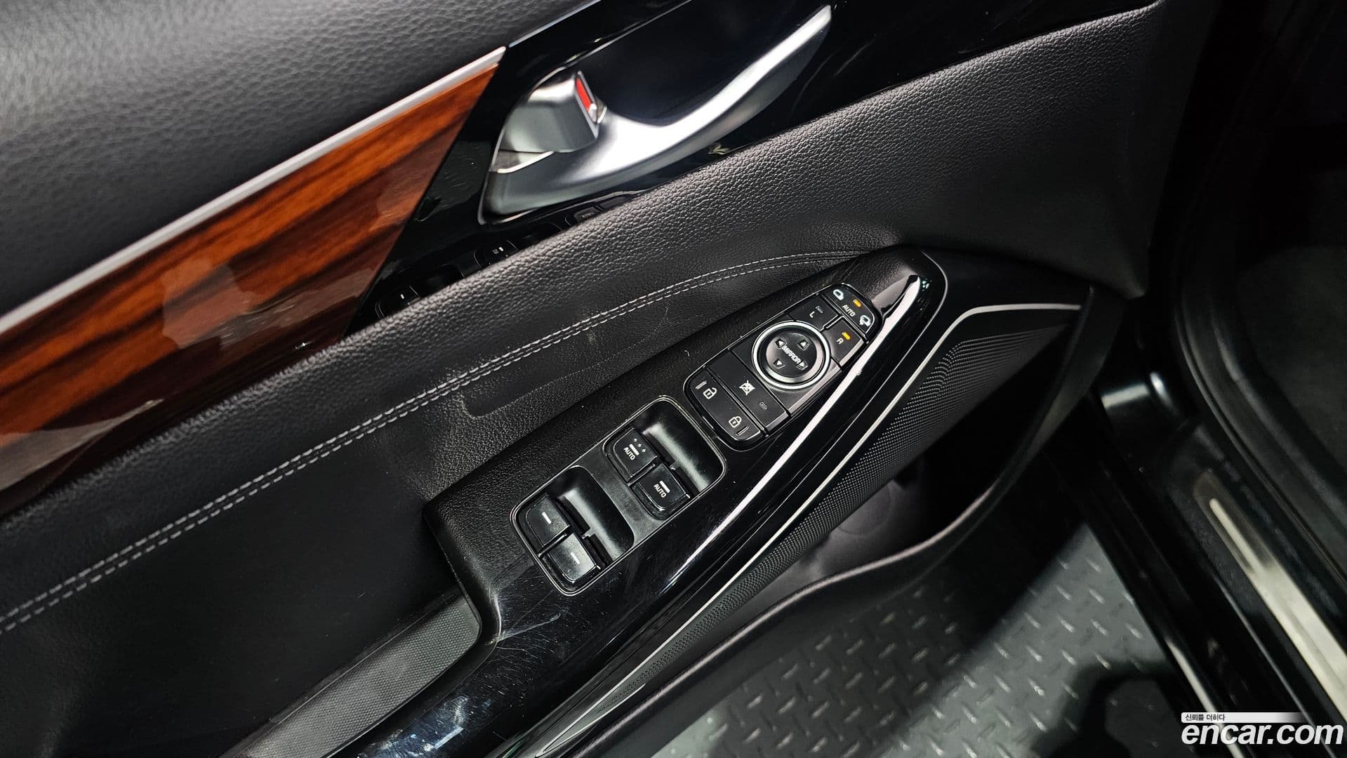 Main__Slider__Photo:K7 Kia 2016.2-15