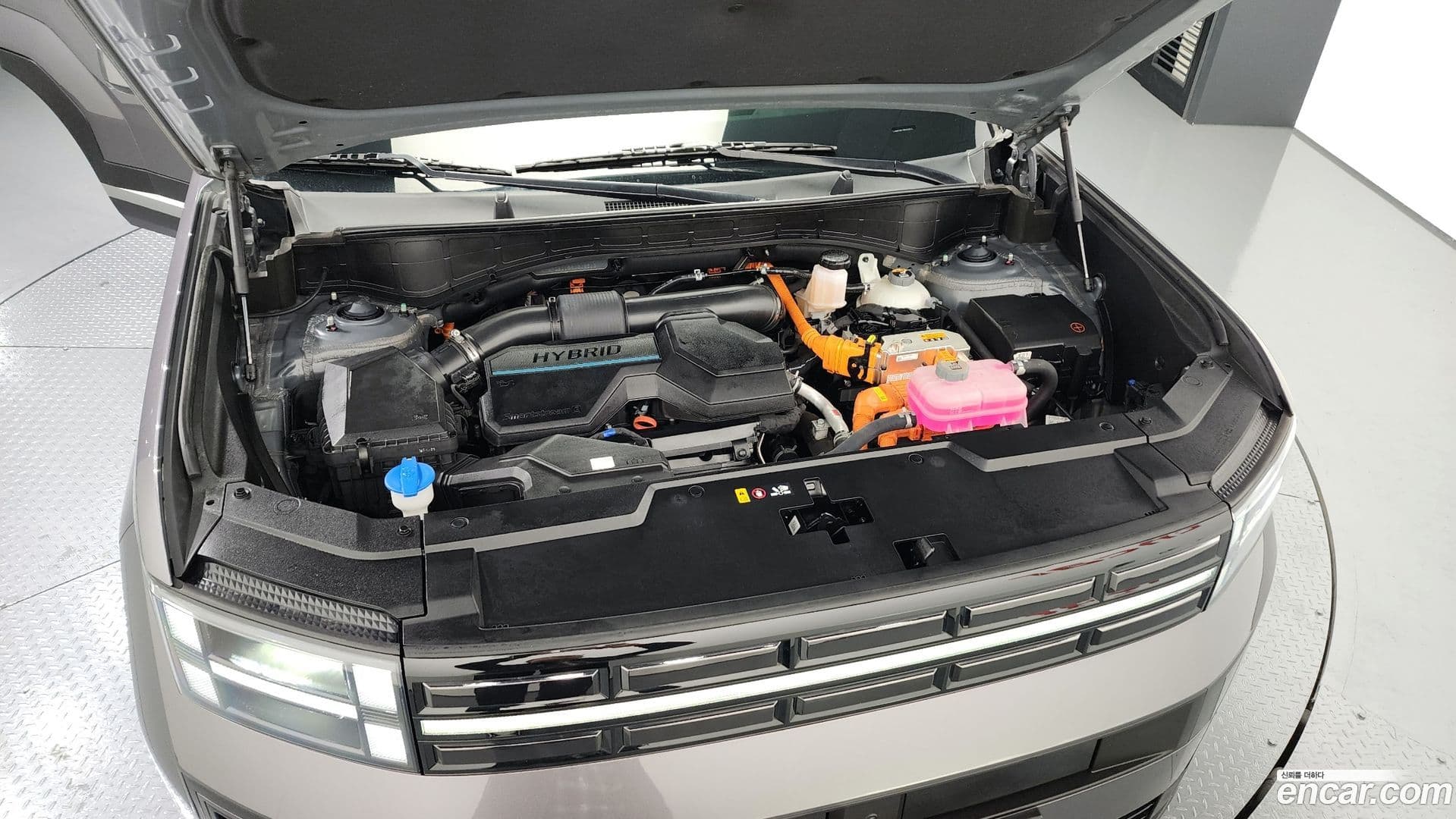 Main__Slider__Photo:Santafe Hyundai 2024.0-5