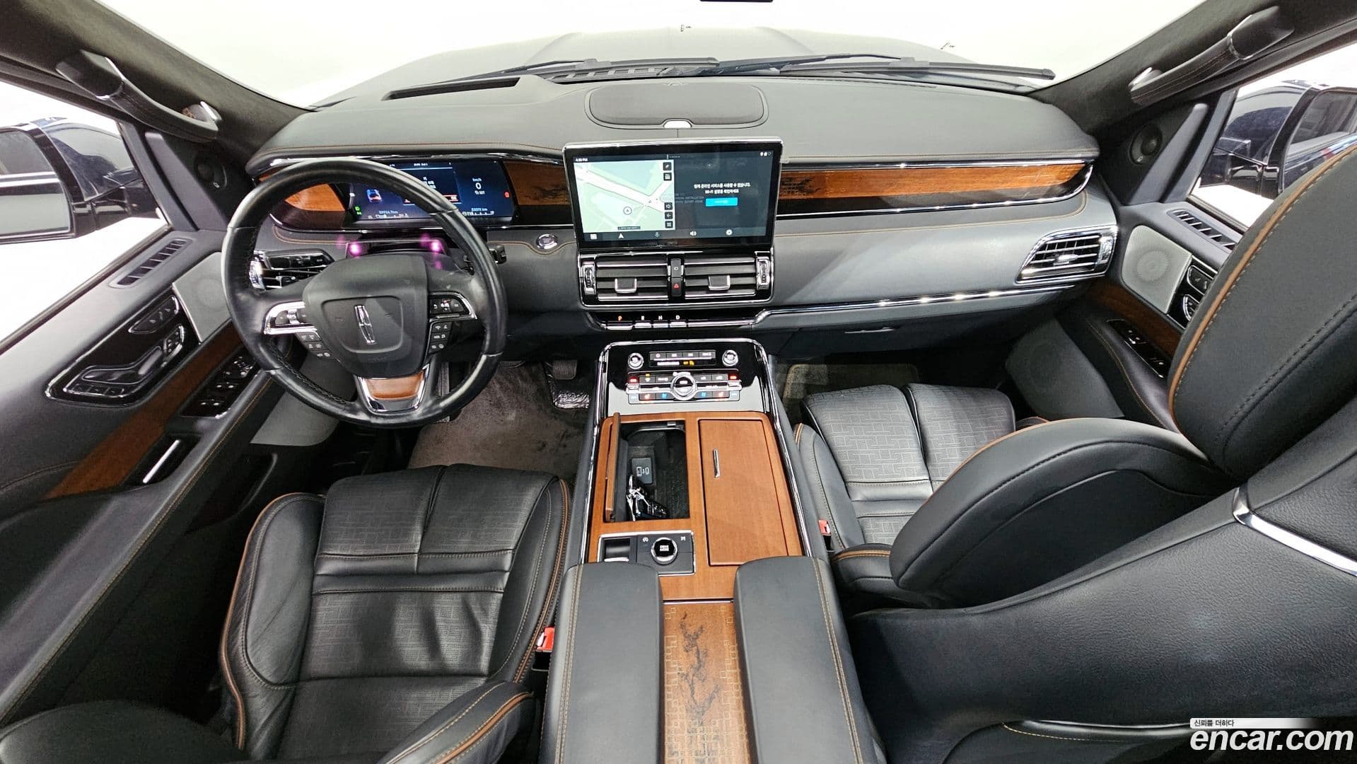 Main__Slider__Photo:Navigator Lincoln 2023.6-6