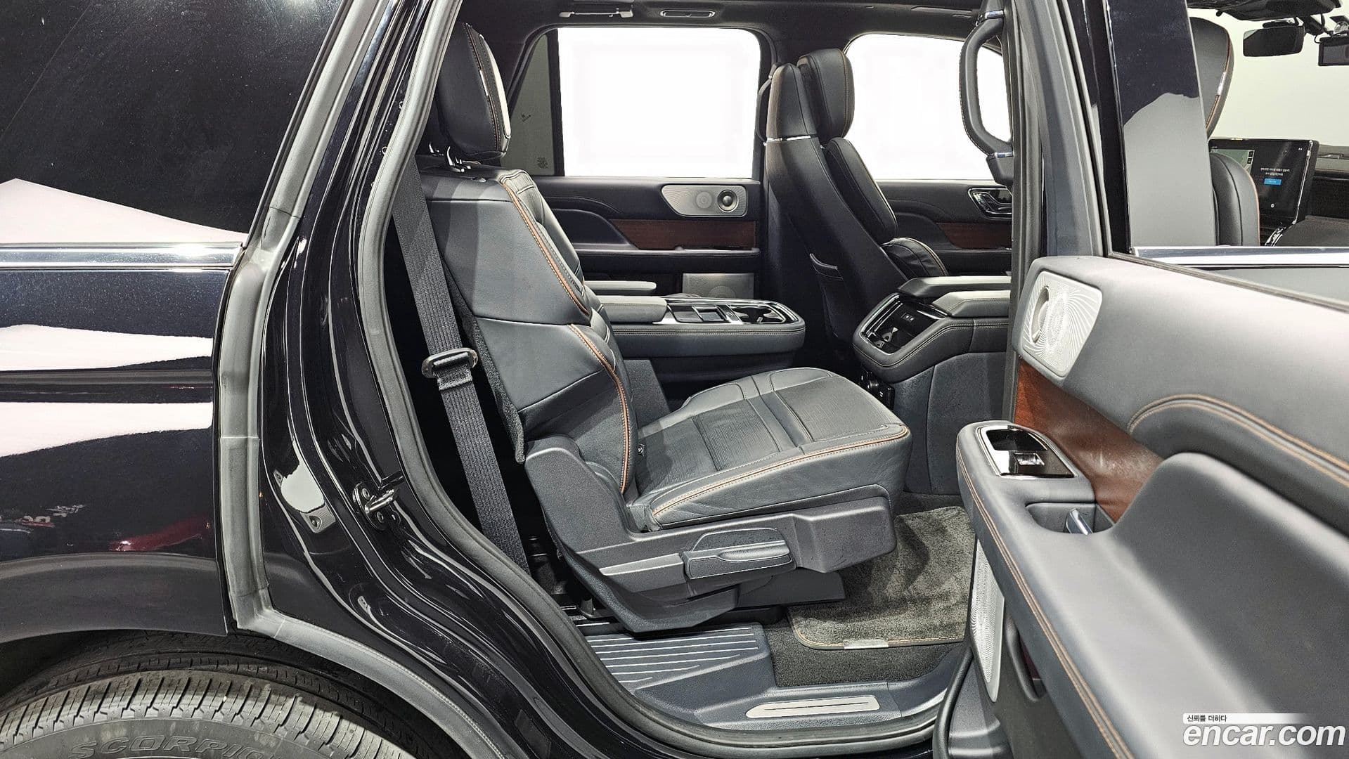 Main__Slider__Photo:Navigator Lincoln 2023.6-11