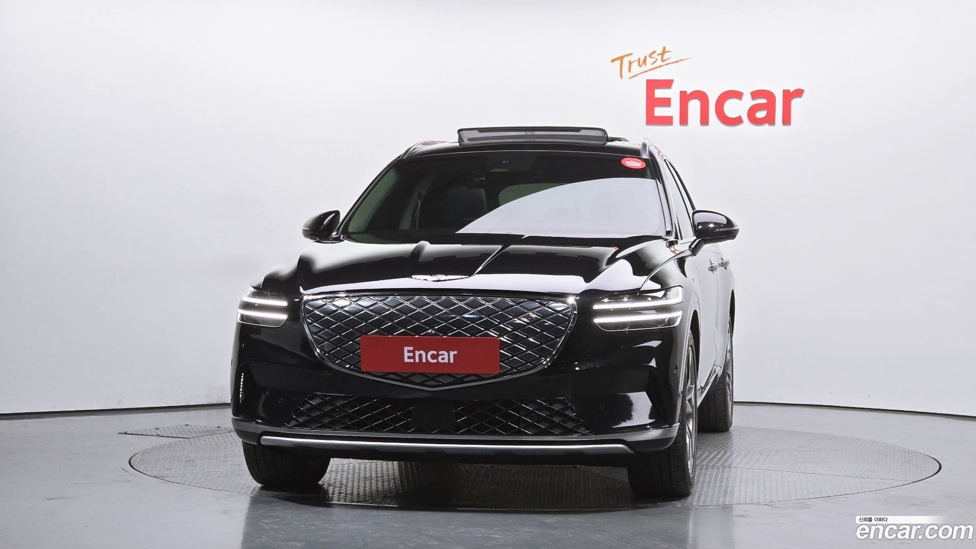 Main__Slider__Photo:GV70 Genesis 2022.3-2