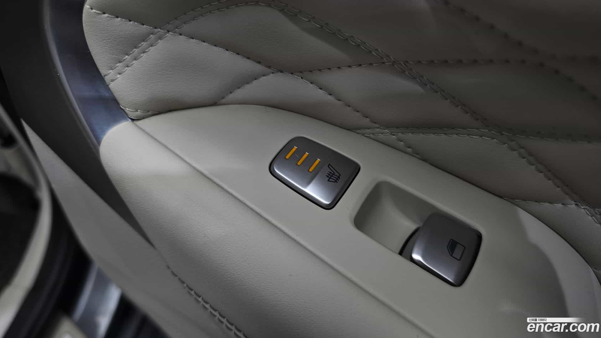 G70 Genesis 2018.3-OPTION-022