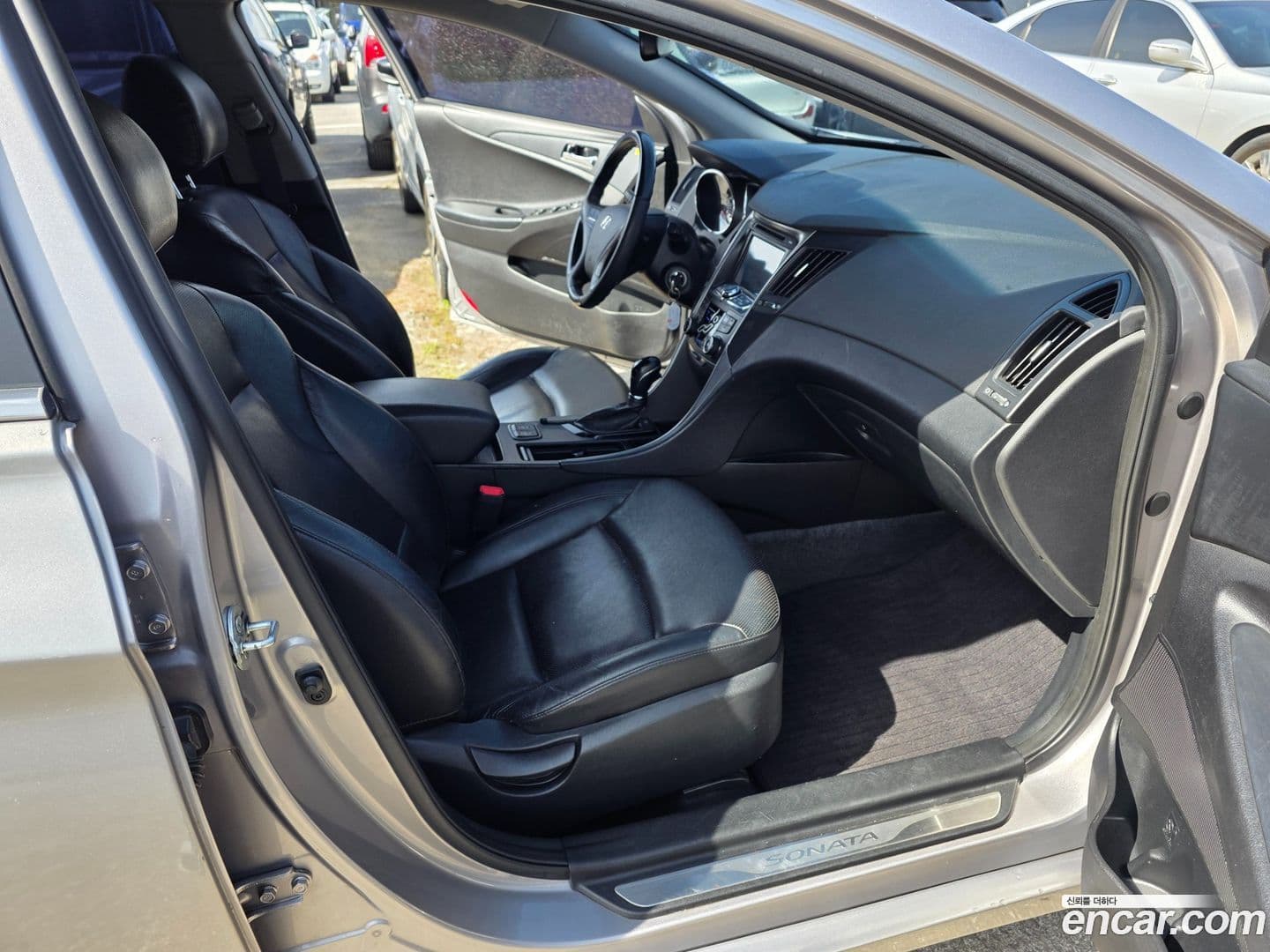 Main__Slider__Photo:Sonata Hyundai 2011.11-7