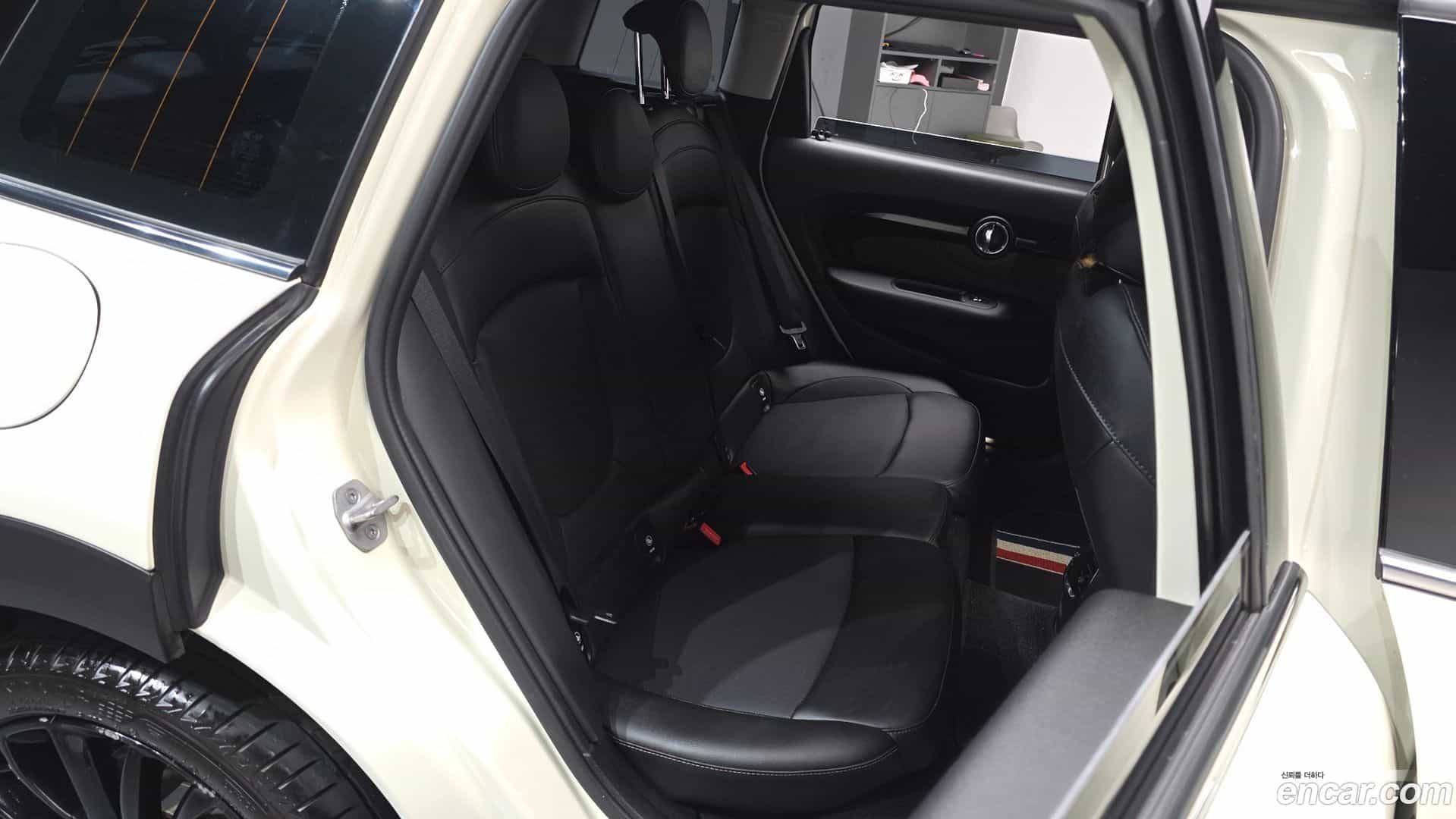 Clubman Mini 2021.2-OPTION-016