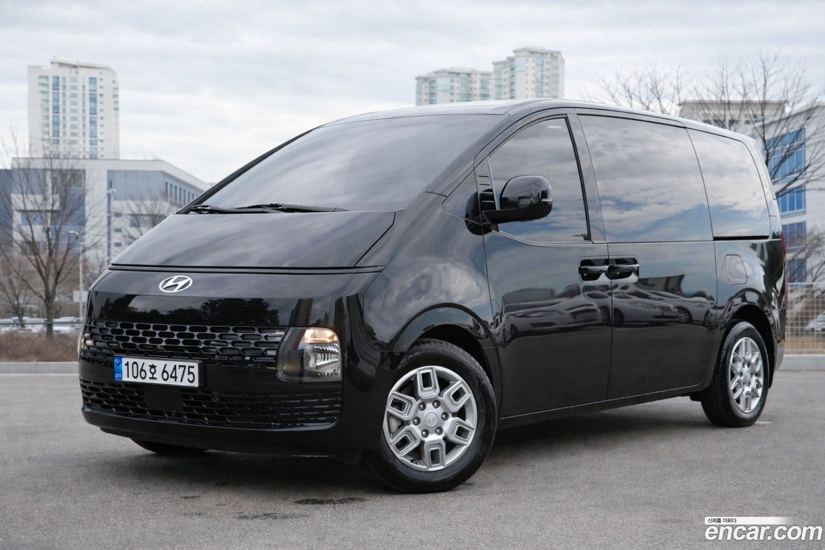 Main__Slider__Photo:Staria Hyundai 2023.2-0