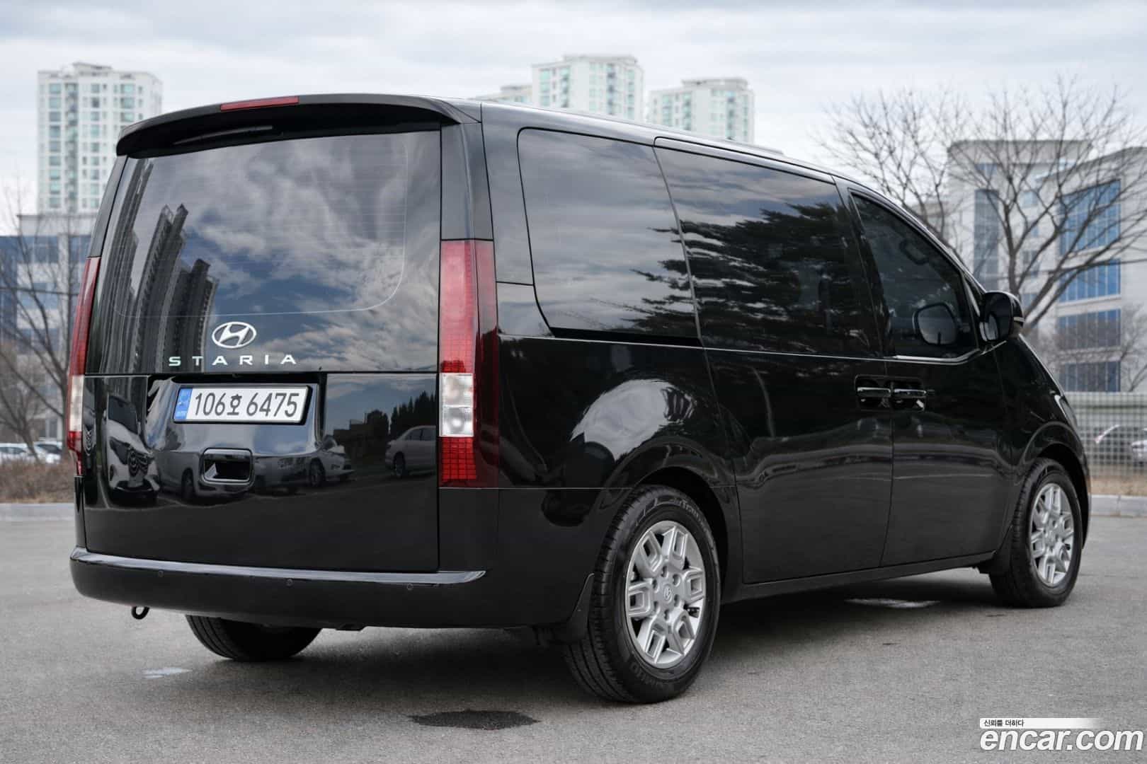 Staria Hyundai 2023.2-OUTER-002