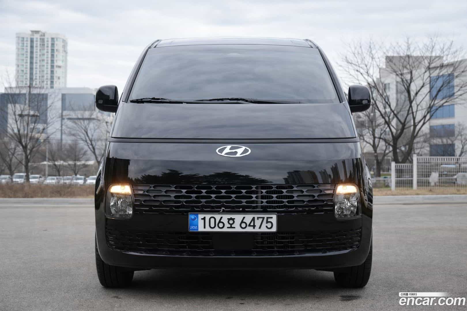 Staria Hyundai 2023.2-OUTER-003