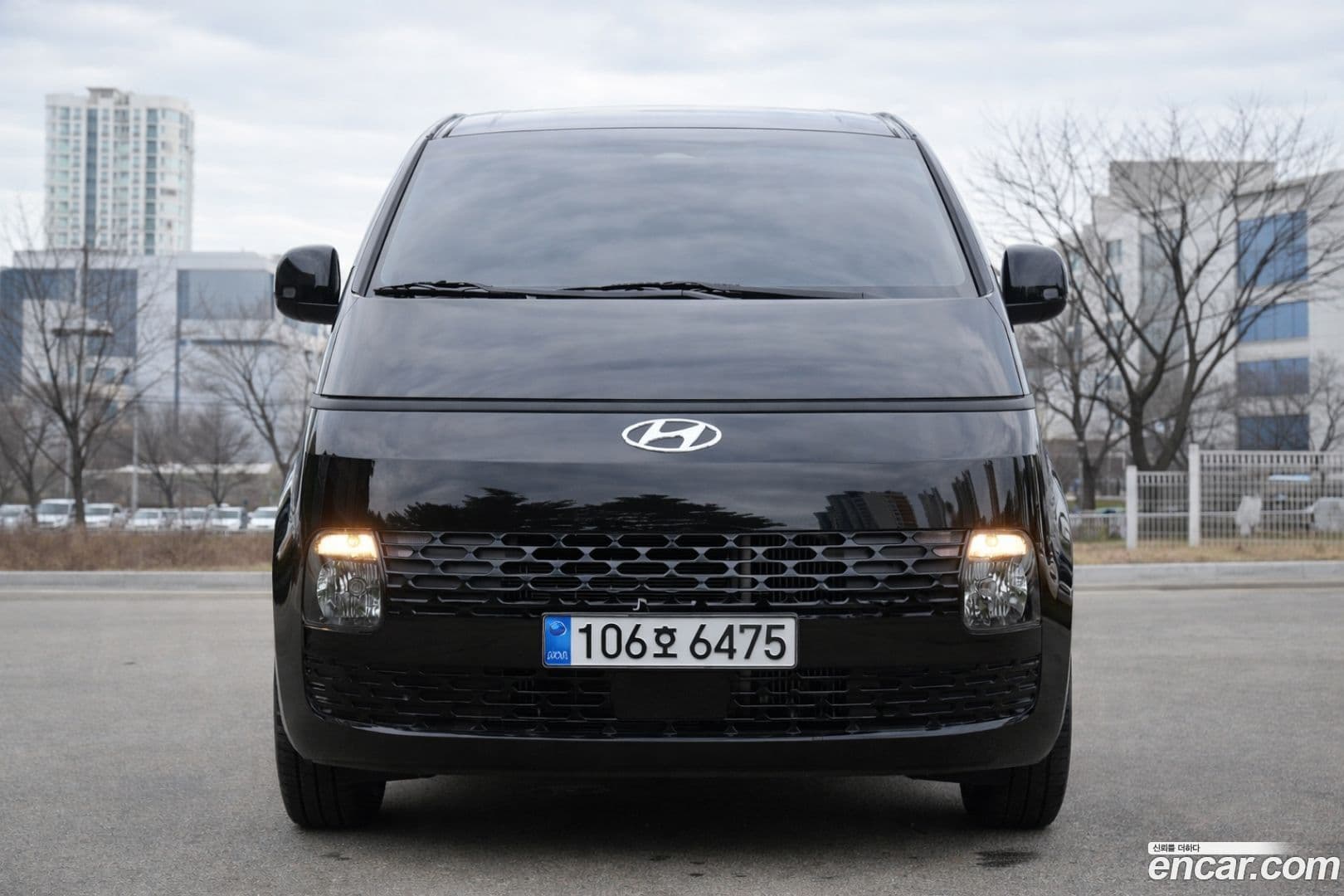 Main__Slider__Photo:Staria Hyundai 2023.2-2